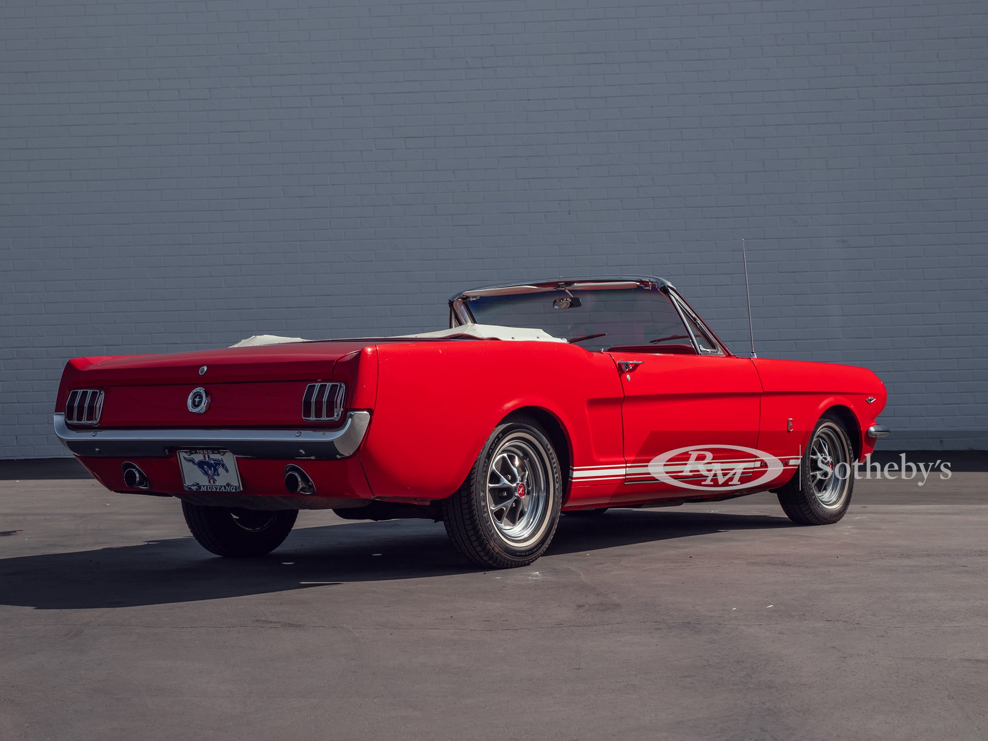 1965 ford mustang gt convertible