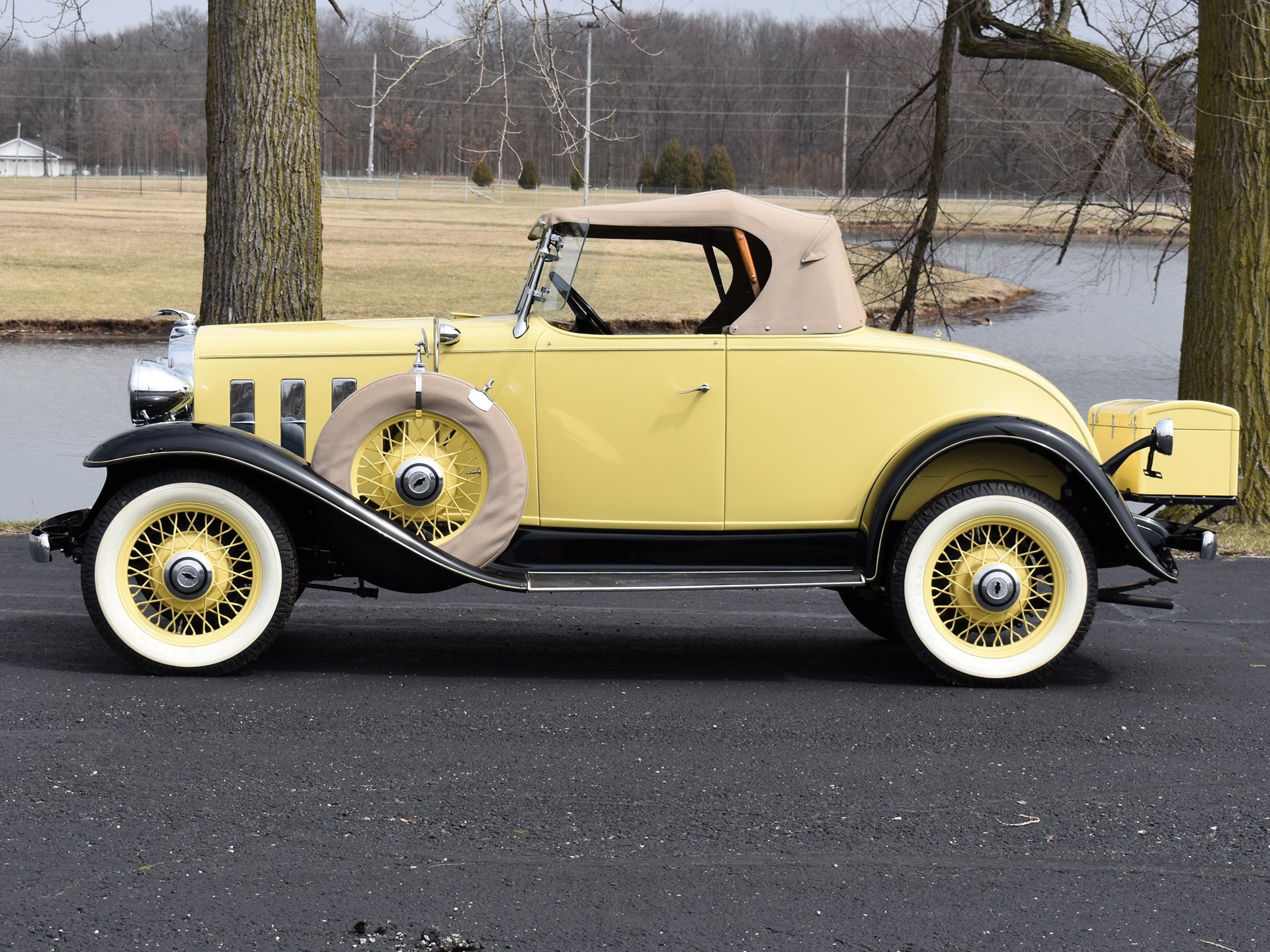 1932 Chevrolet BA Confederate DeLuxe Sport Roadster Auburn Spring