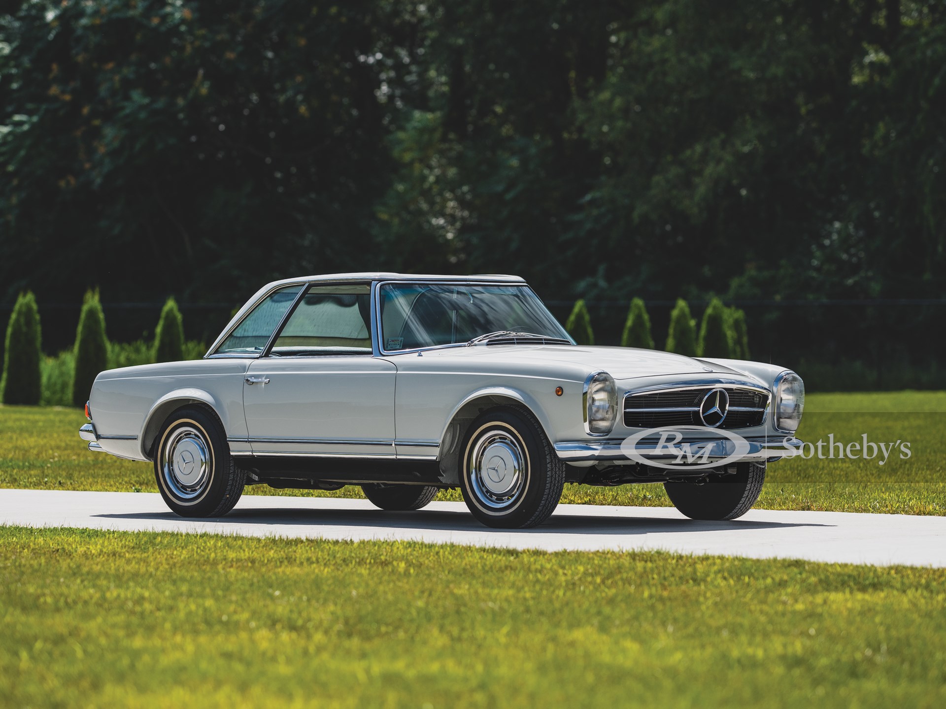 1969 Mercedes Benz 280 SL Pagoda The Elkhart Collection RM Sotheby S