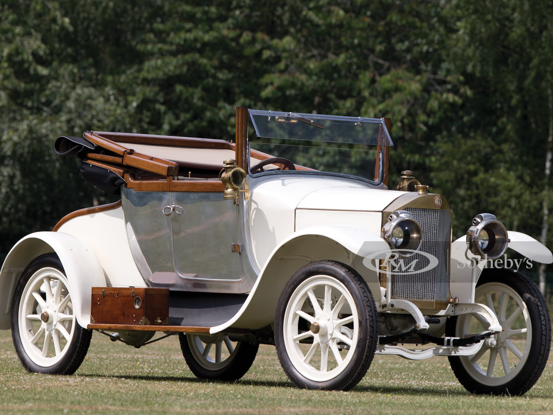 1921 Benz 8/20 HP Doctor's Cabriolet by Forton & Bettens | London 2013 | RM  Sotheby's                    
                
                        
1921 Benz 8/20 HP Doctor's Cabriolet by Forton & Bettens | London 2013 | RM  Sotheby's                        
                    
                        1921 Benz 8/20 HP Doctor's Cabriolet by Forton & Bettens

                            
                                
                            
                    You may also like: