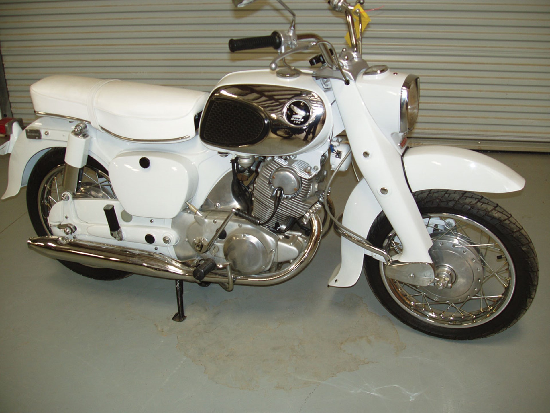 1960 Honda 305 CA77 Dream Las Vegas Premier Motorcycle Auction RM