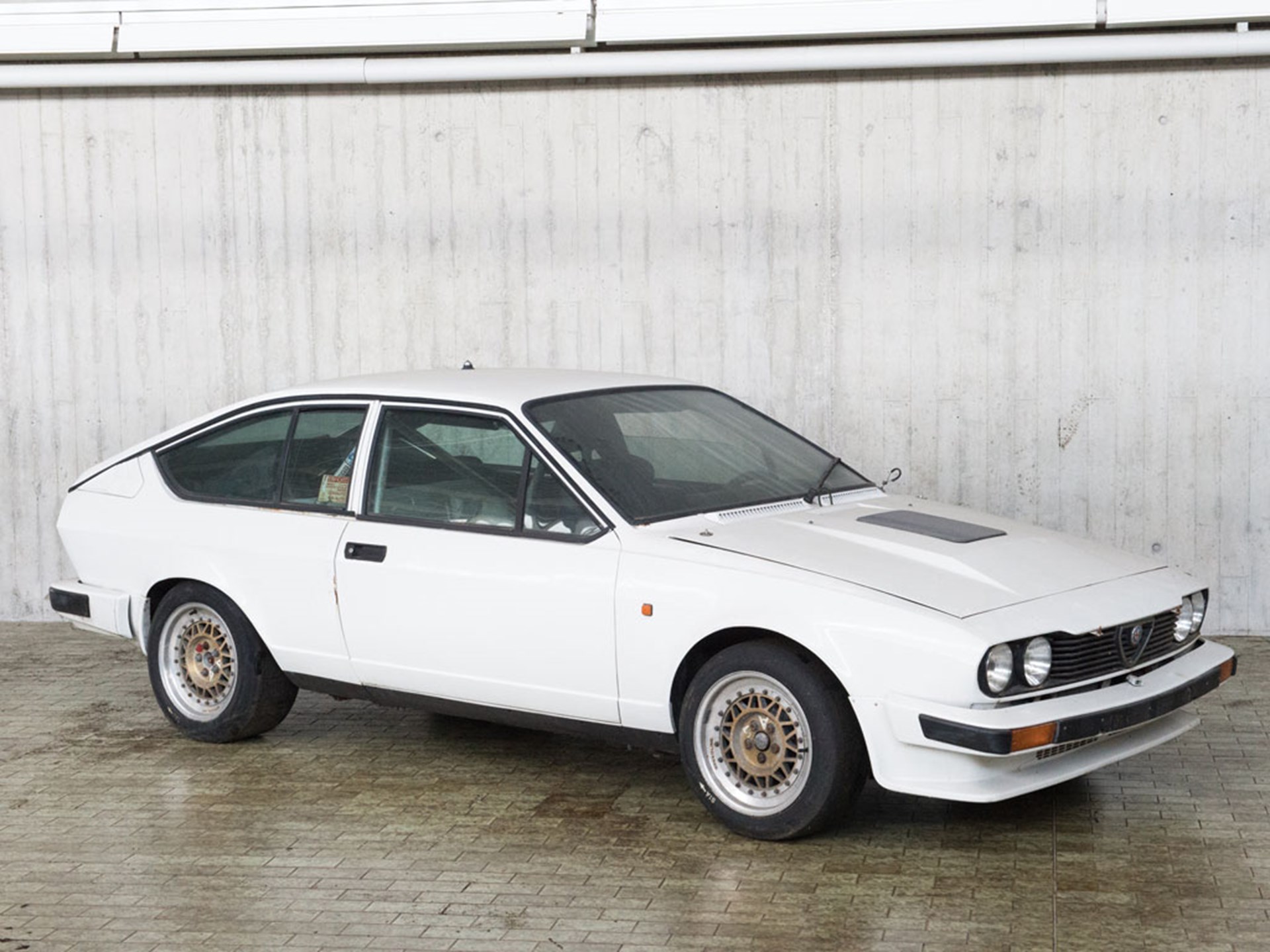 Alfa romeo alfetta gtv6