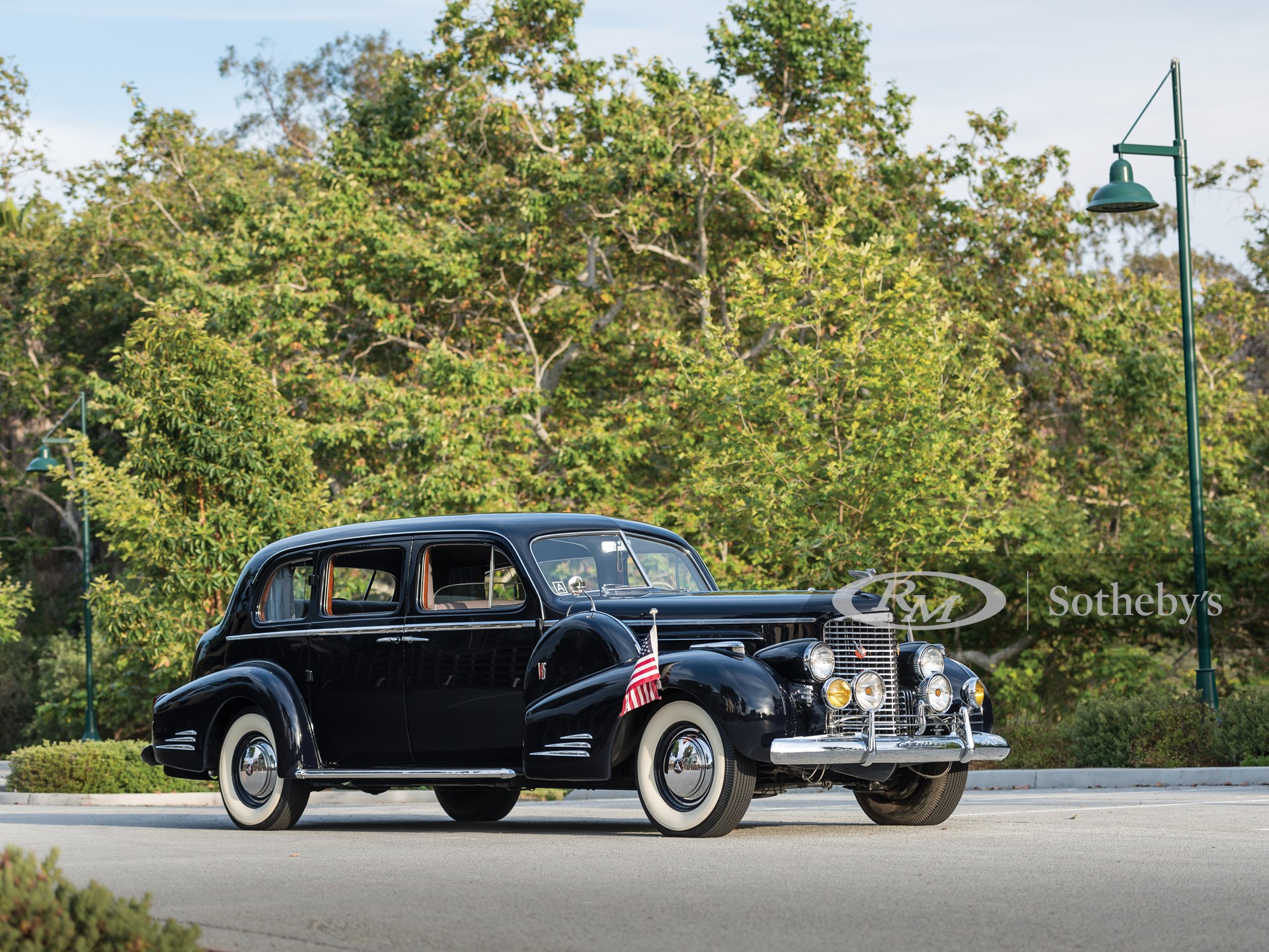 Cadillac v16 Imperial sedan