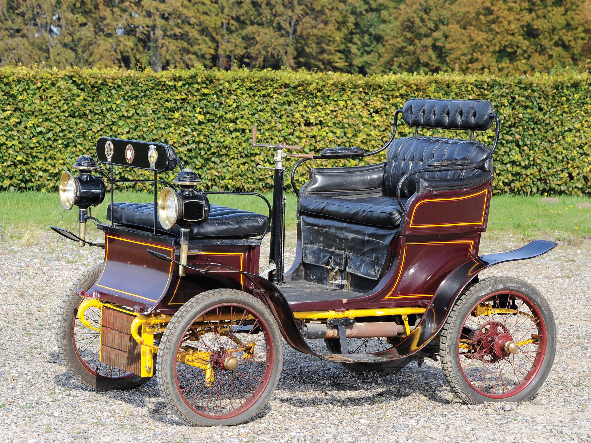 1900 De Dion-Bouton Four-Seat Vis-à-Vis | Aalholm Automobile Collection ...