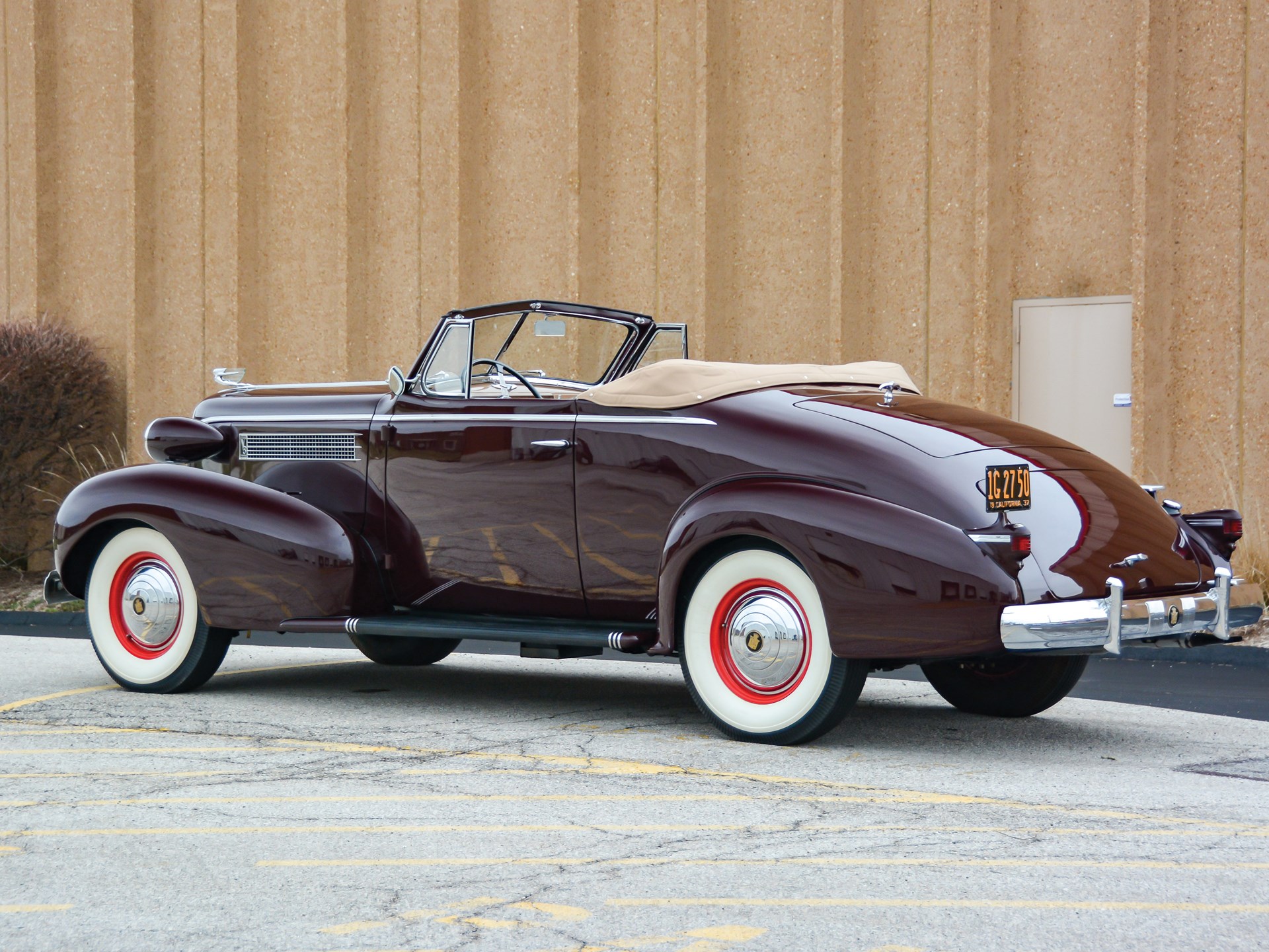 RM Sotheby's 1937 Cadillac Series 60 Convertible Coupe Auburn