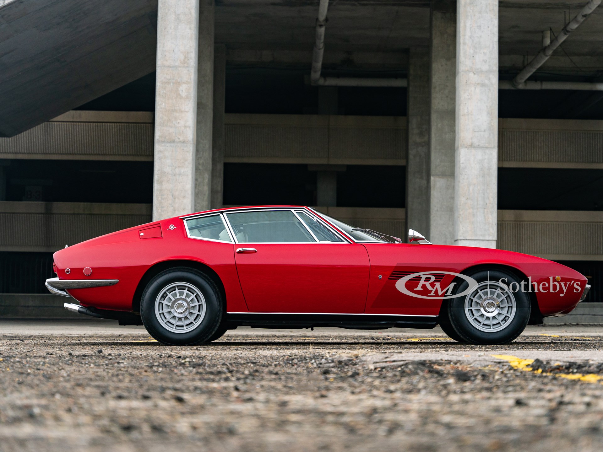 1971 Maserati Ghibli SS 4.9 Coupe by Ghia | Auburn Fall 2021 | RM Auctions