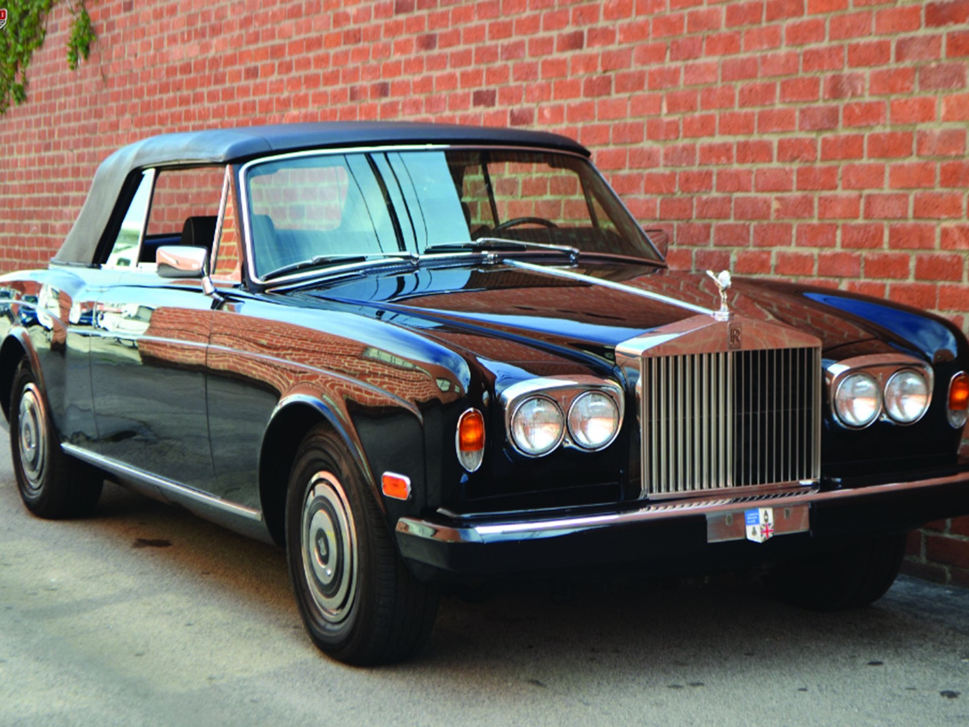 Rolls Royce Corniche Coupe