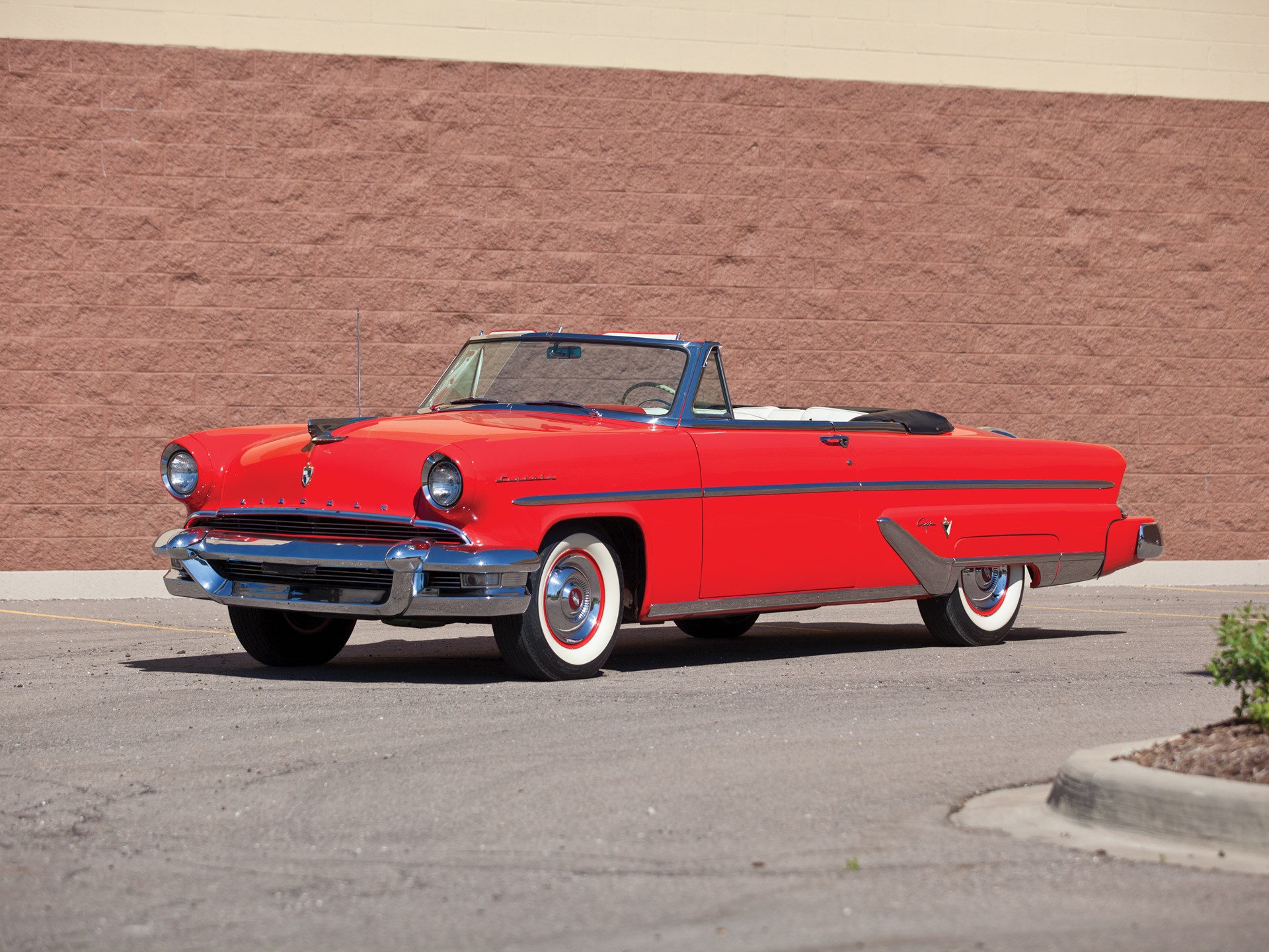 Lincoln capri 1955