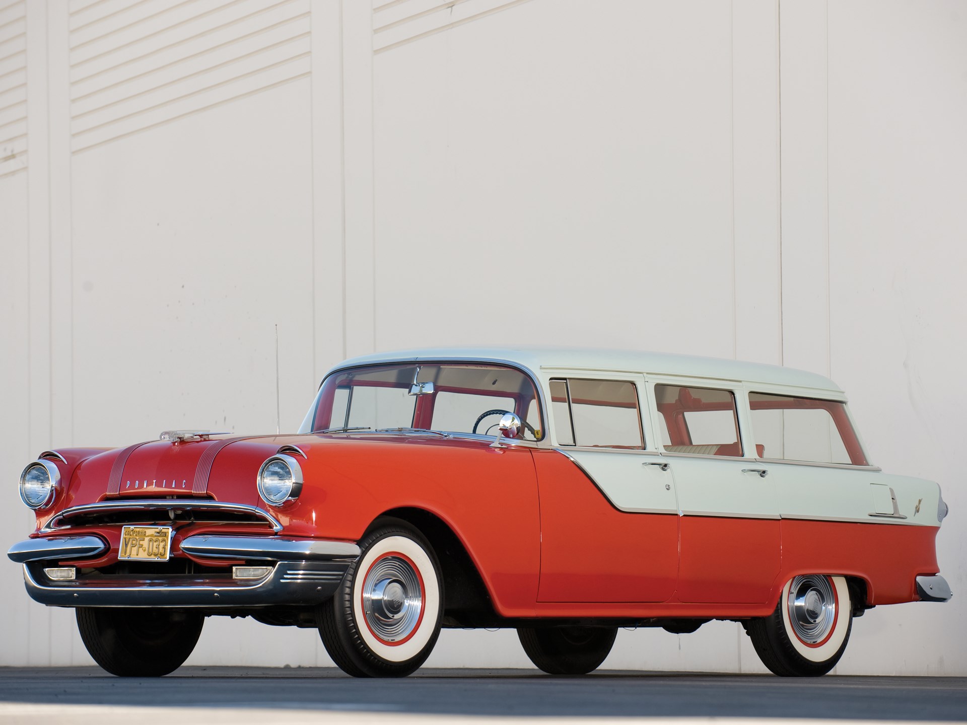 1955 Pontiac Chieftan Station Wagon The Astor Collection RM Sotheby's