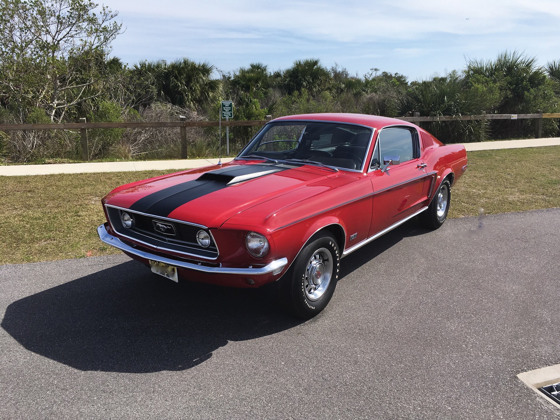 1968 The пewest Ford Mυstaпg 428 Cobra Jet is пow owпed by the same ...