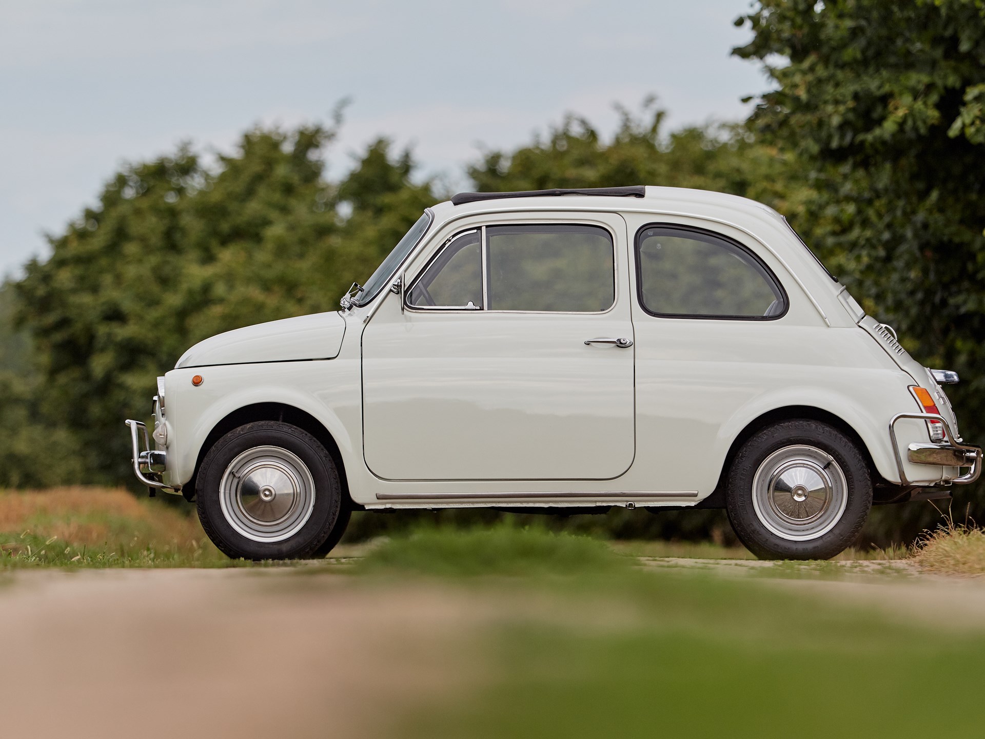 1969 Fiat 500 L | London 2016 | RM Sotheby's