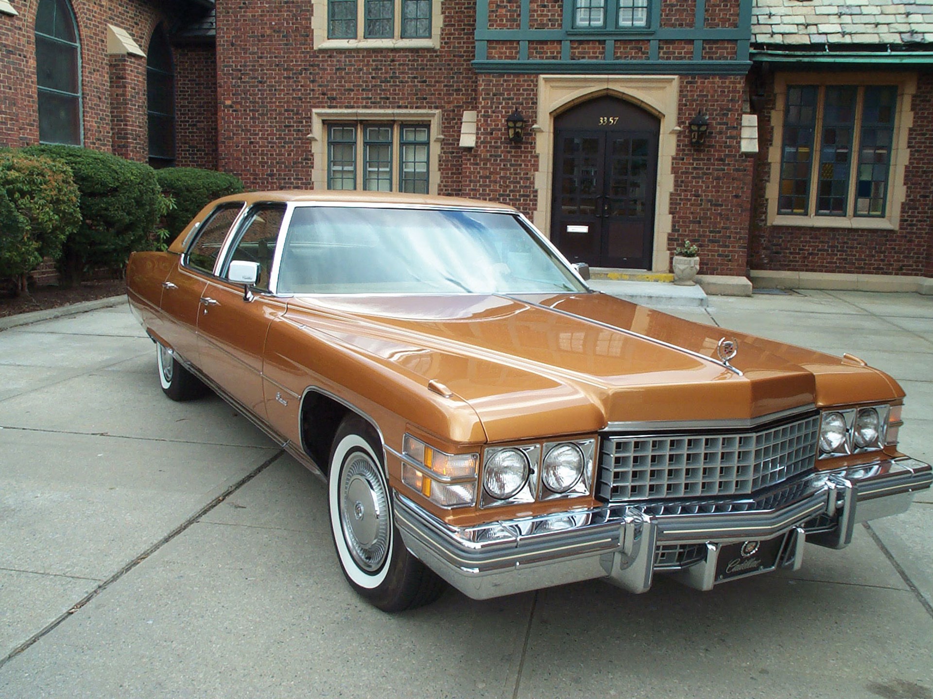 Cadillac Fleetwood Brougham 1974