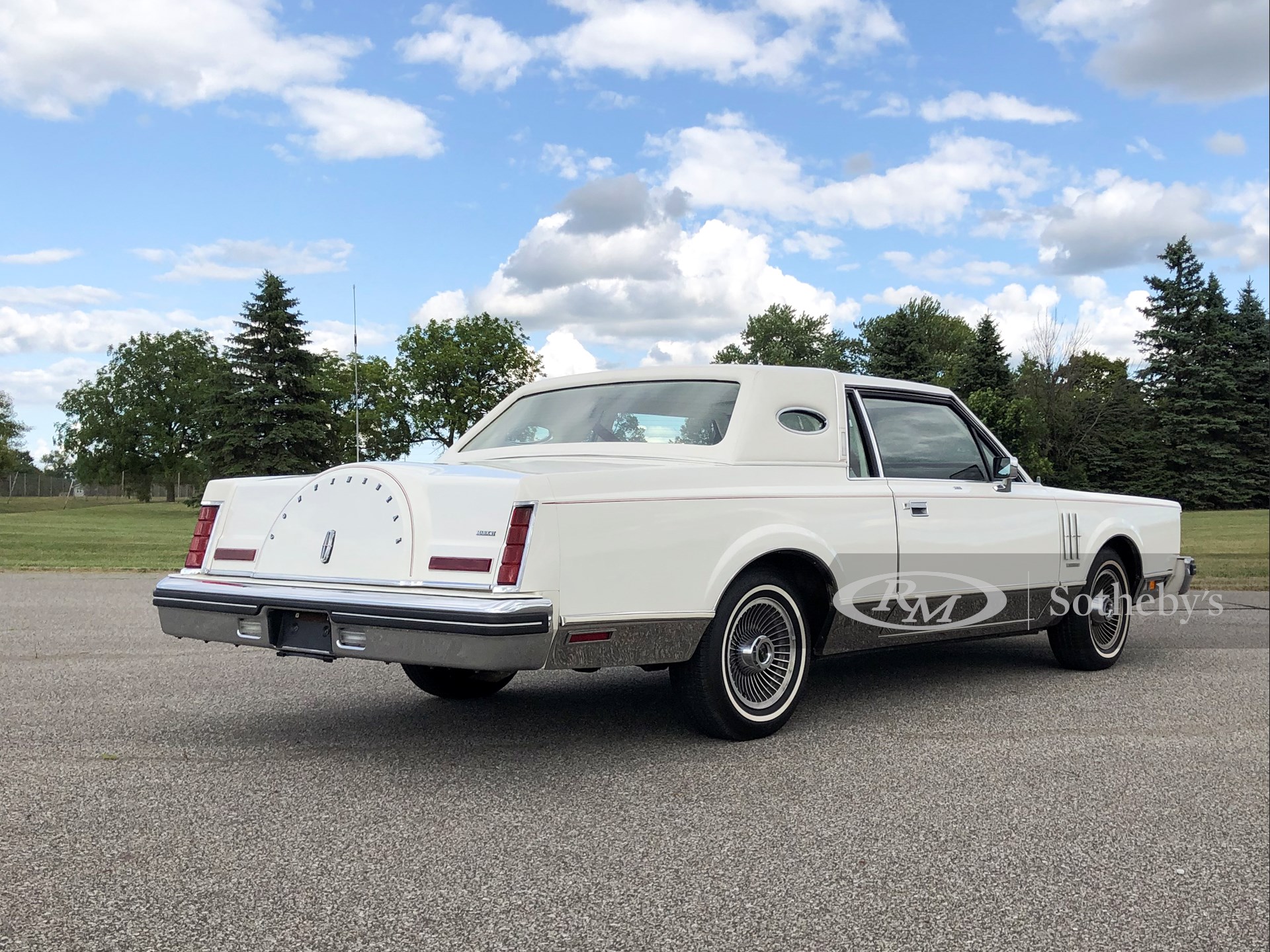 1980 Lincoln Continental Mark VI | Auburn Fall 2020 | RM Auctions