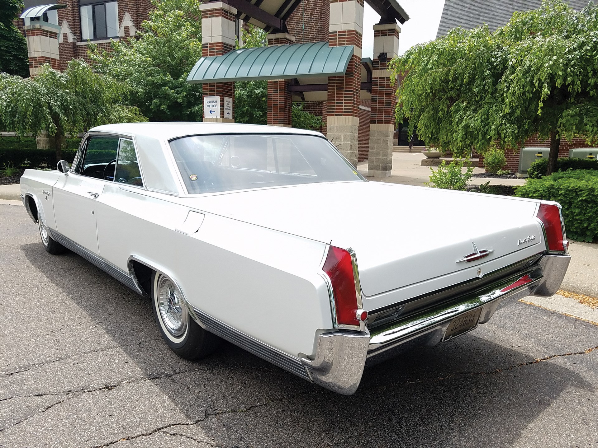 1963 Oldsmobile 98 Custom Sports Coupe Auburn Fall 2018 RM Sotheby's