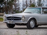 1967 Mercedes-Benz 230 SL