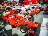 Collection of Formula 1 Models with Table - $