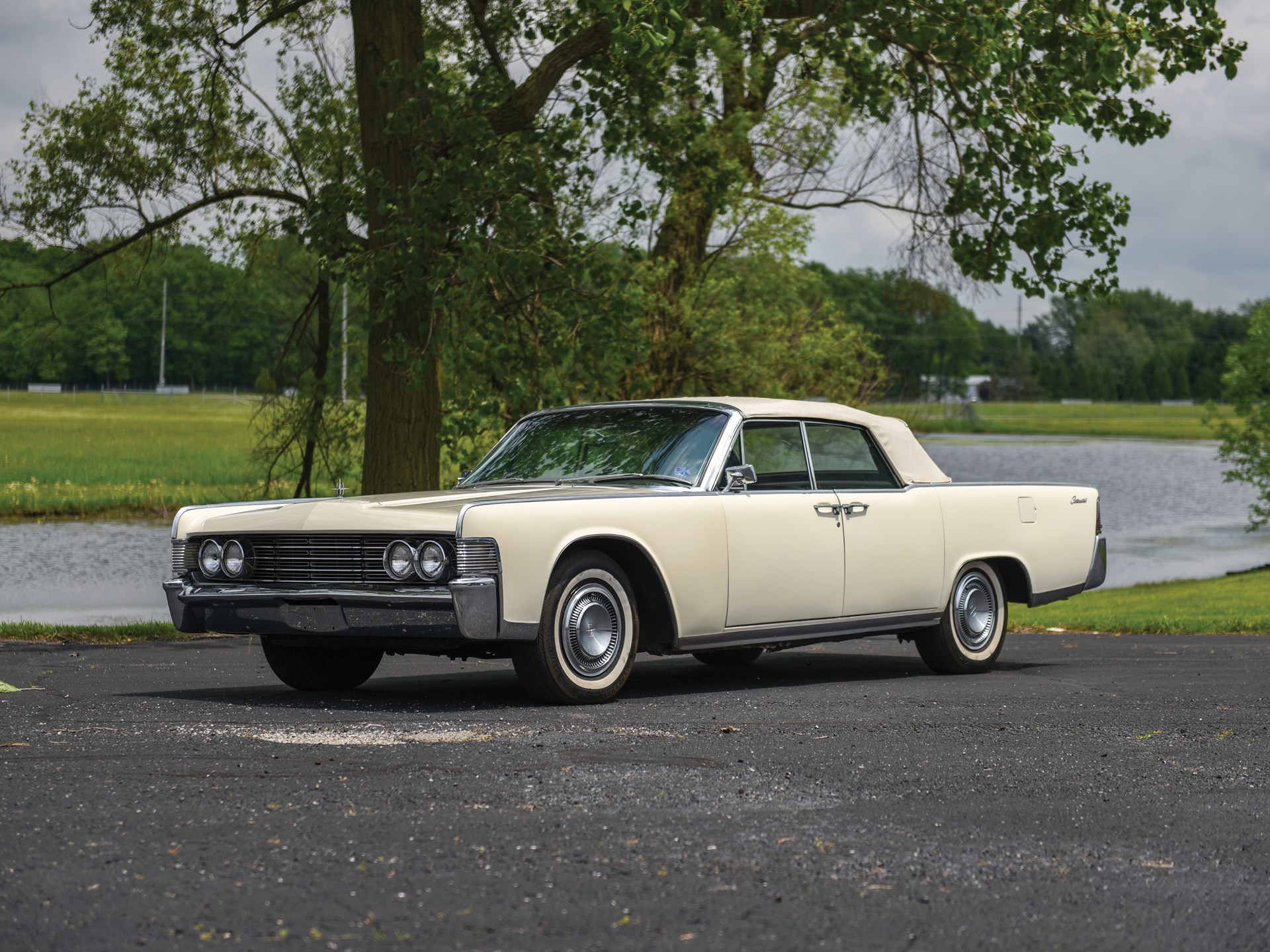 Lincoln Continental 1965 Custom