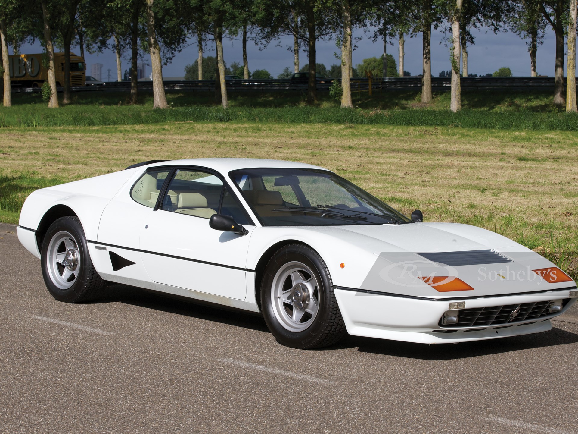 1982 ferrari 512bb