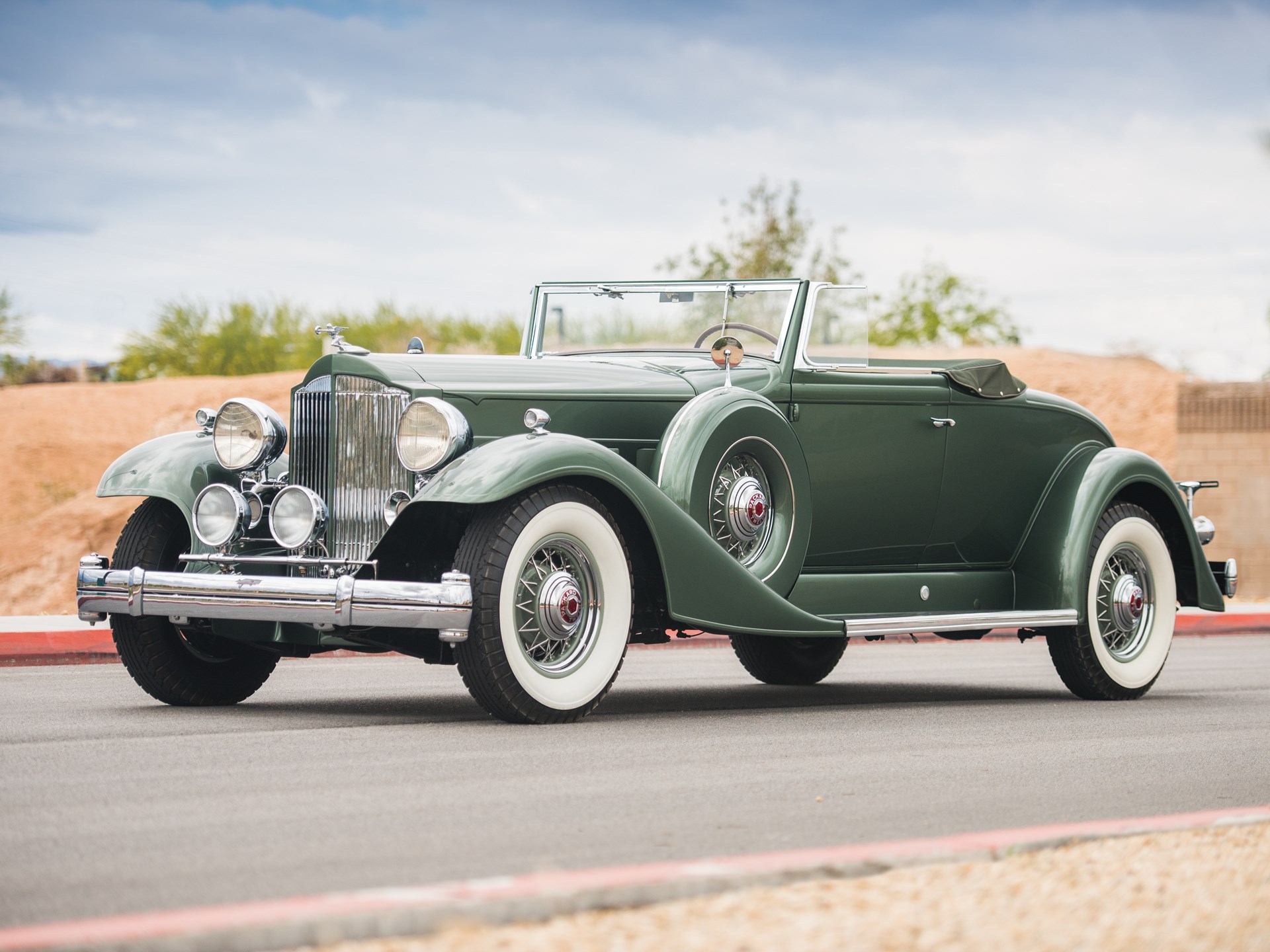 1934 Packard Twelve Victoria