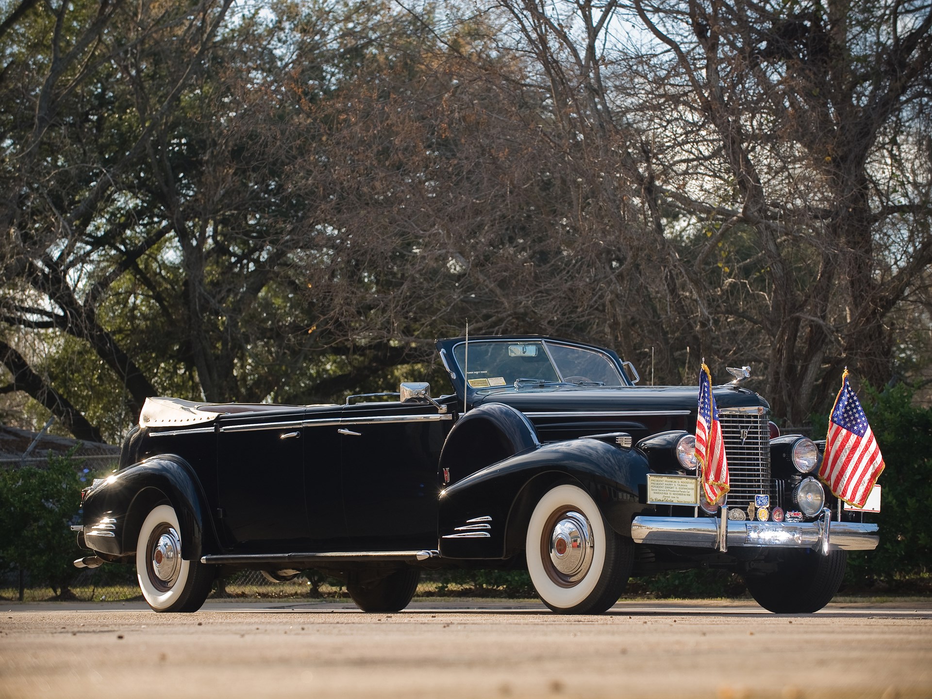 Cadillac v16 limousine