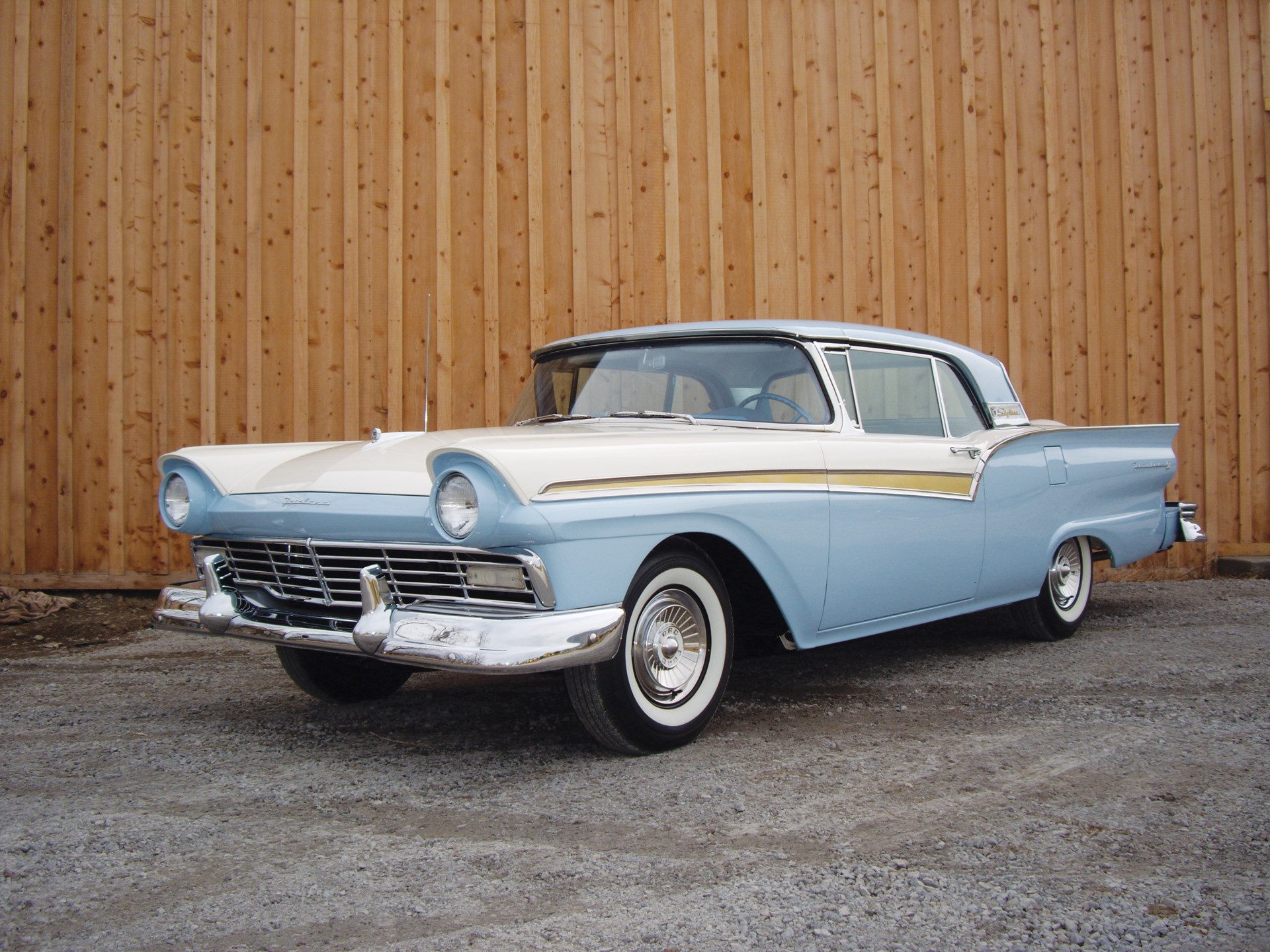 1957 Ford Fairlane 500 Skyliner Retractable Hardtop | Automobiles Of ...