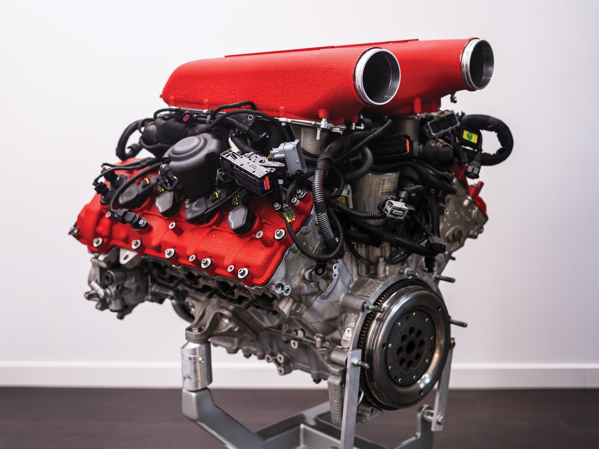 Ferrari 458 Engine, No. 189773, with Stand | The Petersen Automotive ...