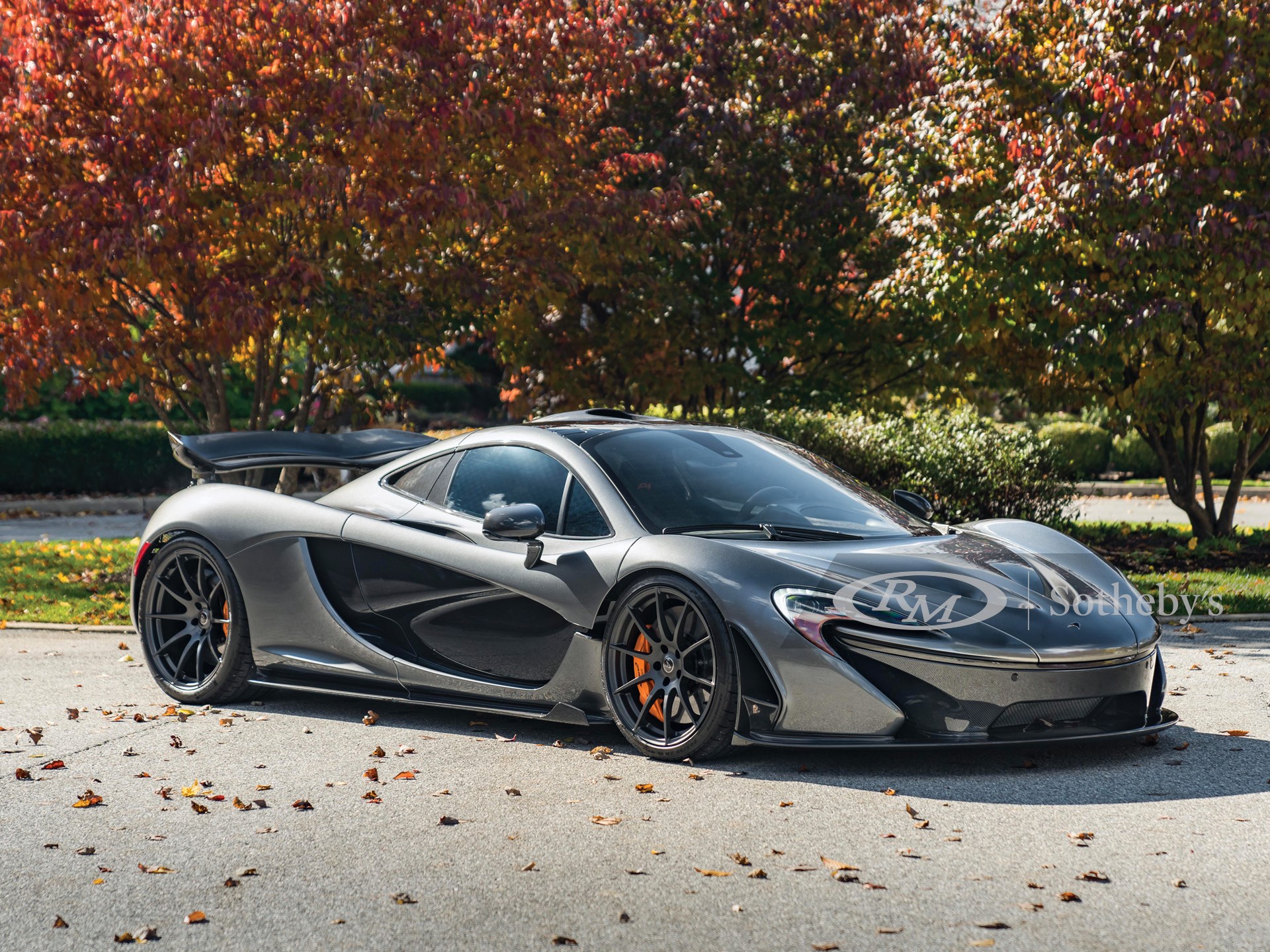 MCLAREN p1 2022