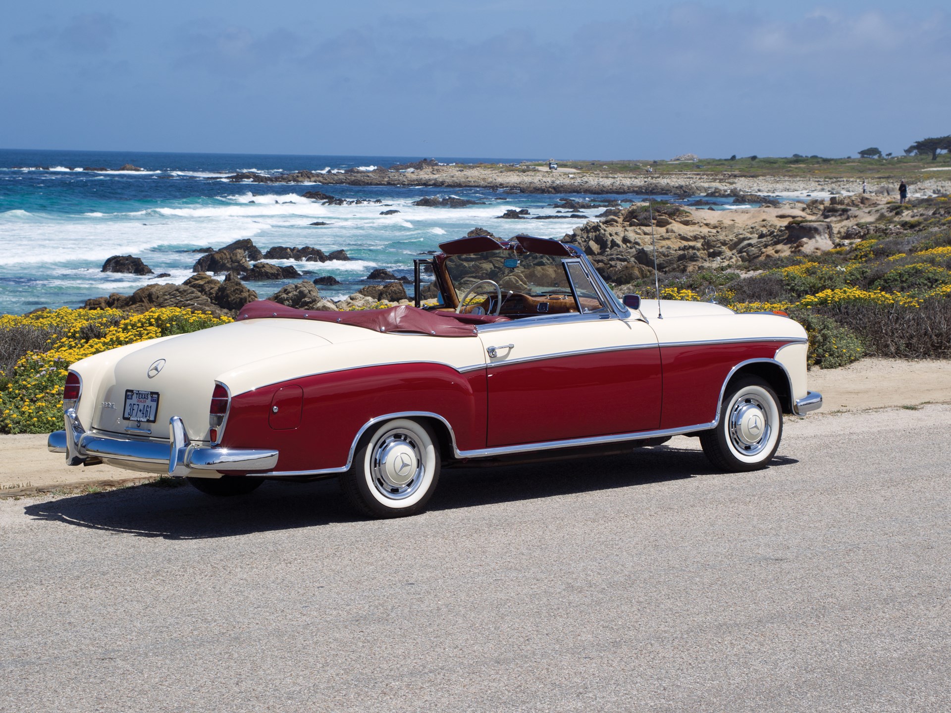 1957 Mercedes-Benz 220 S Cabriolet | Monterey 2014 | RM Sotheby's