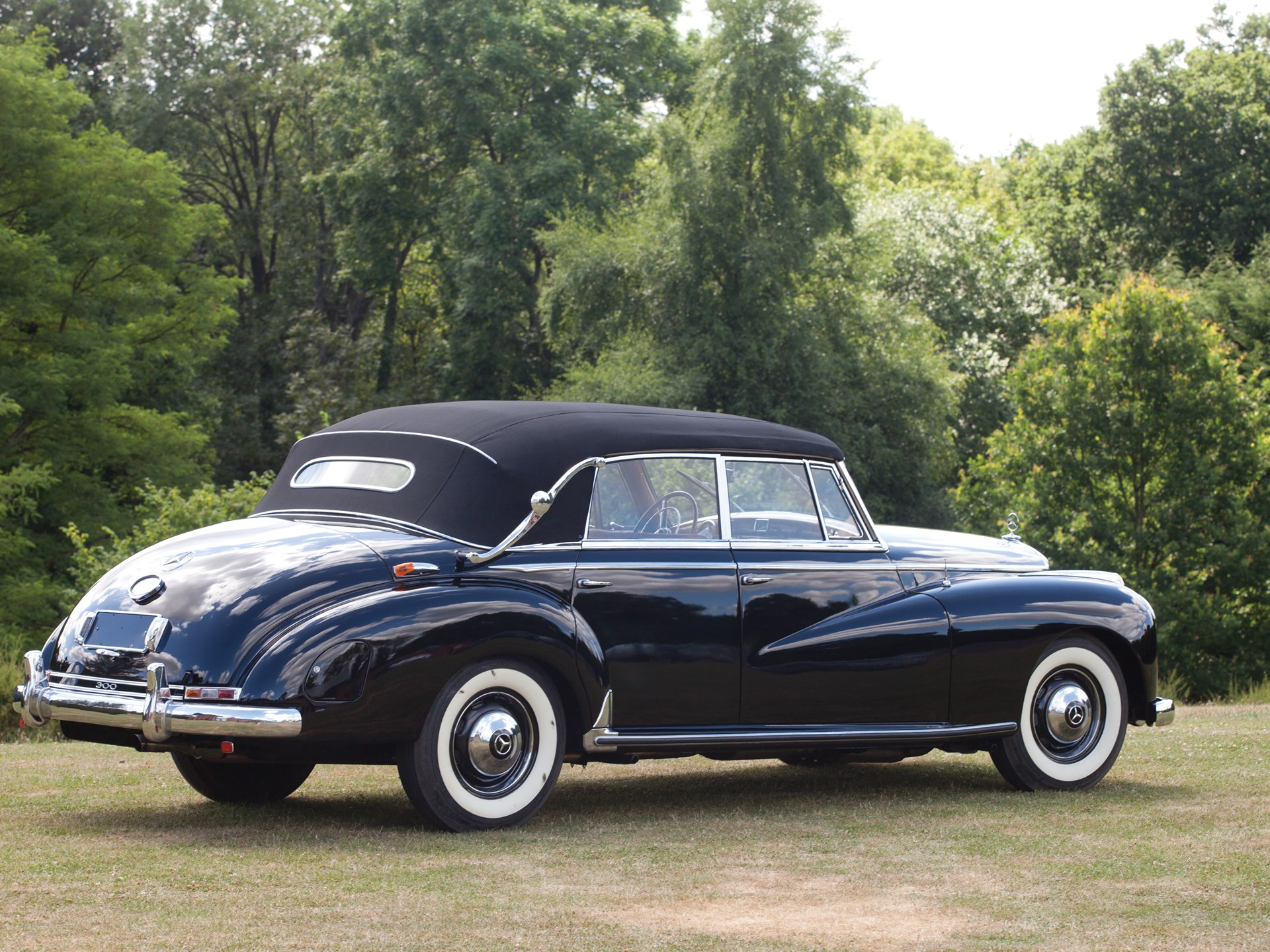 1954 Mercedes-Benz 300 Adenauer Cabriolet | London 2013 | RM Sotheby's