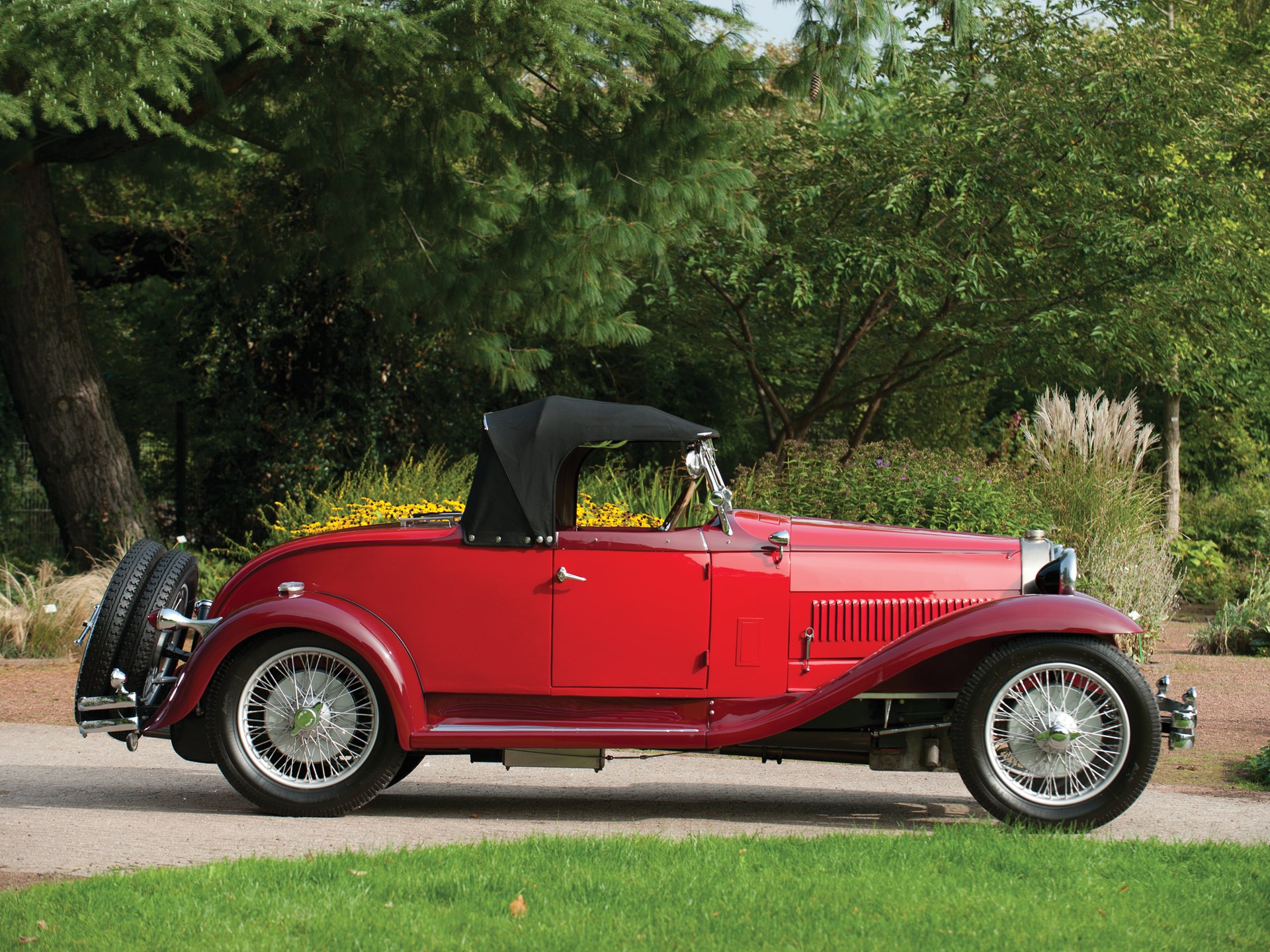 1930 Bugatti Type 40 Roadster | Paris 2014 | RM Sotheby's