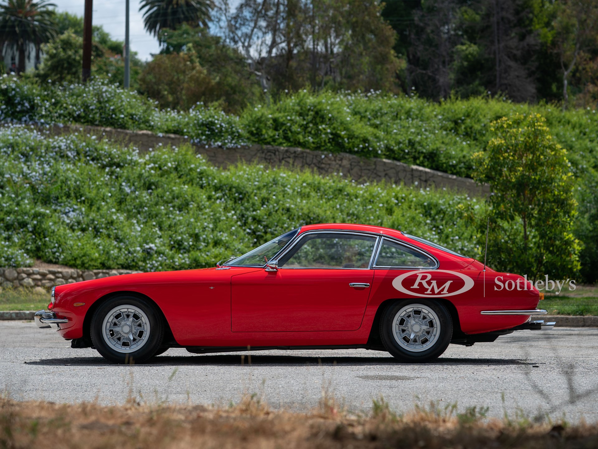 Ламборгини 400 gt