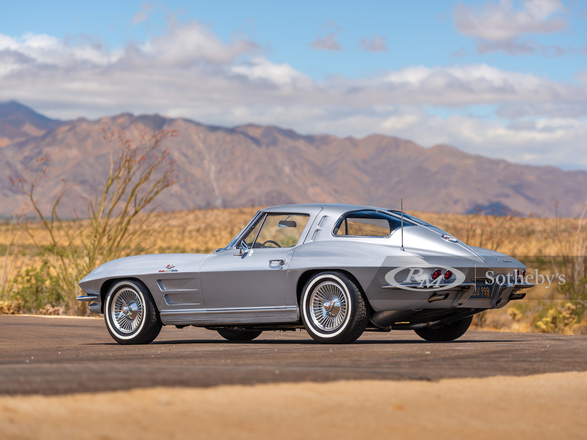 Chevrolet corvette stingray 1963