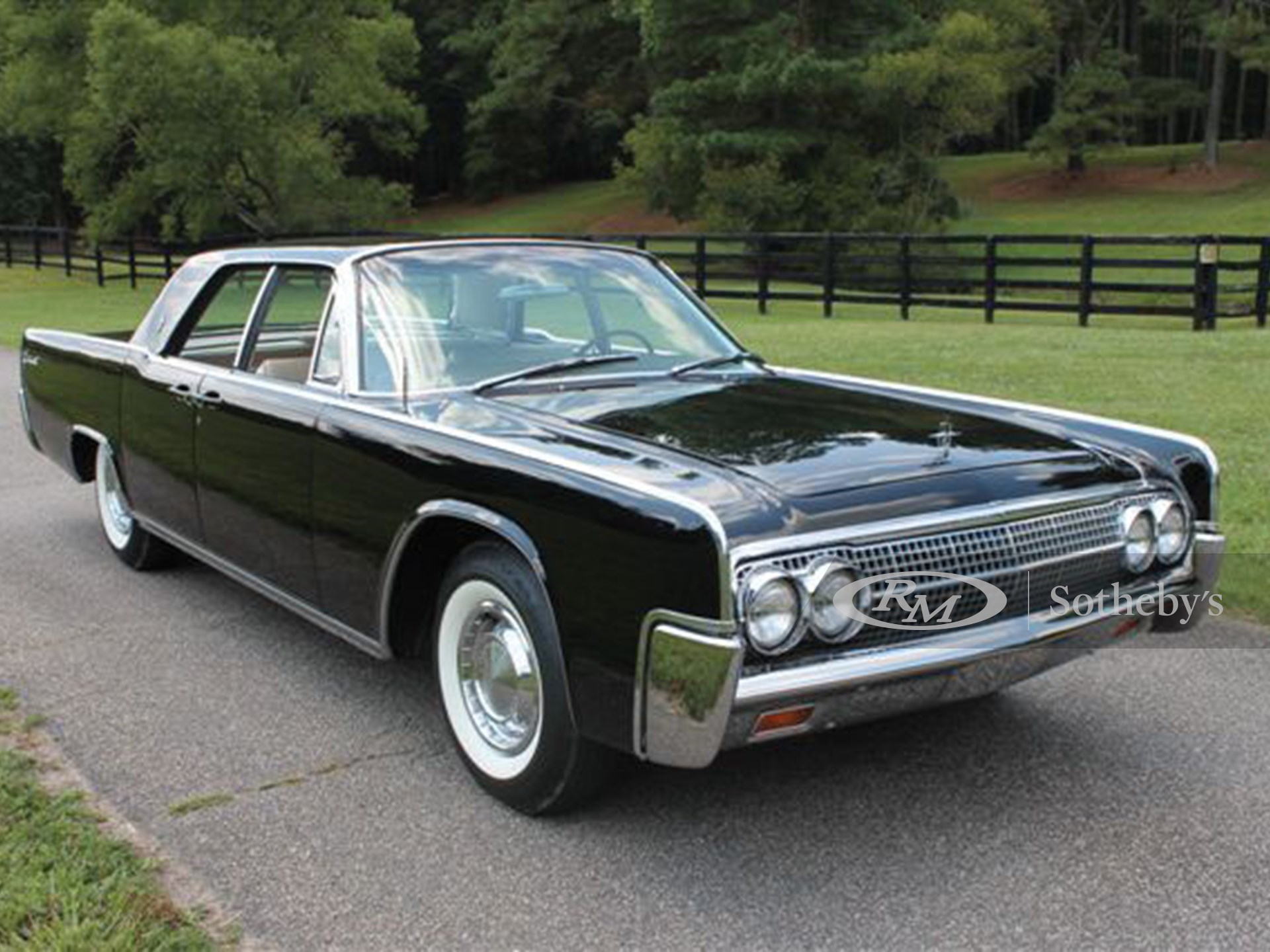 1963 Lincoln Continental | Auburn Fall 2015 | RM Auctions