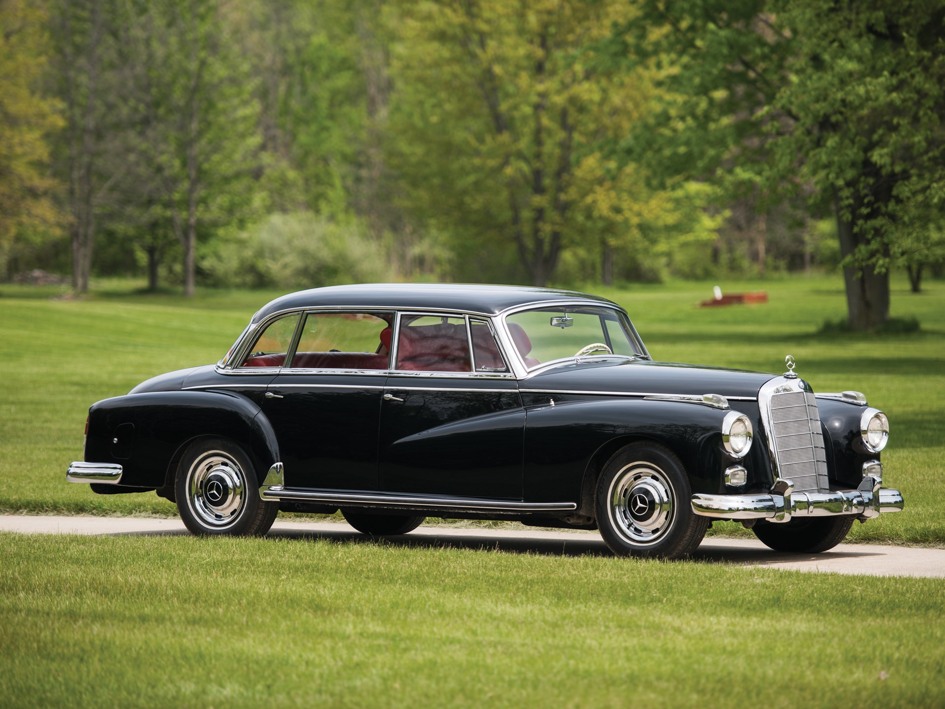 Mercedes Benz s300