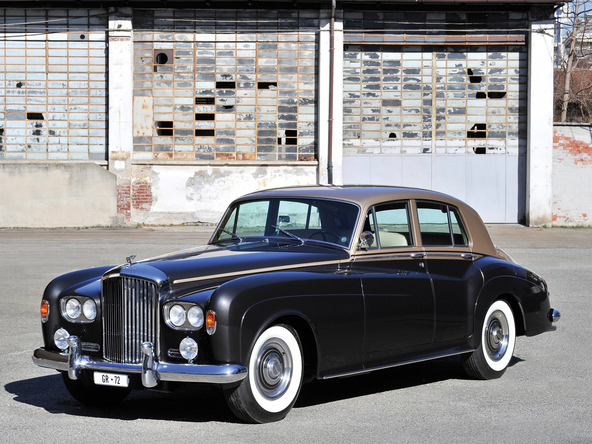 1963 Bentley S3 Saloon | Monaco 2016 | RM Sotheby's