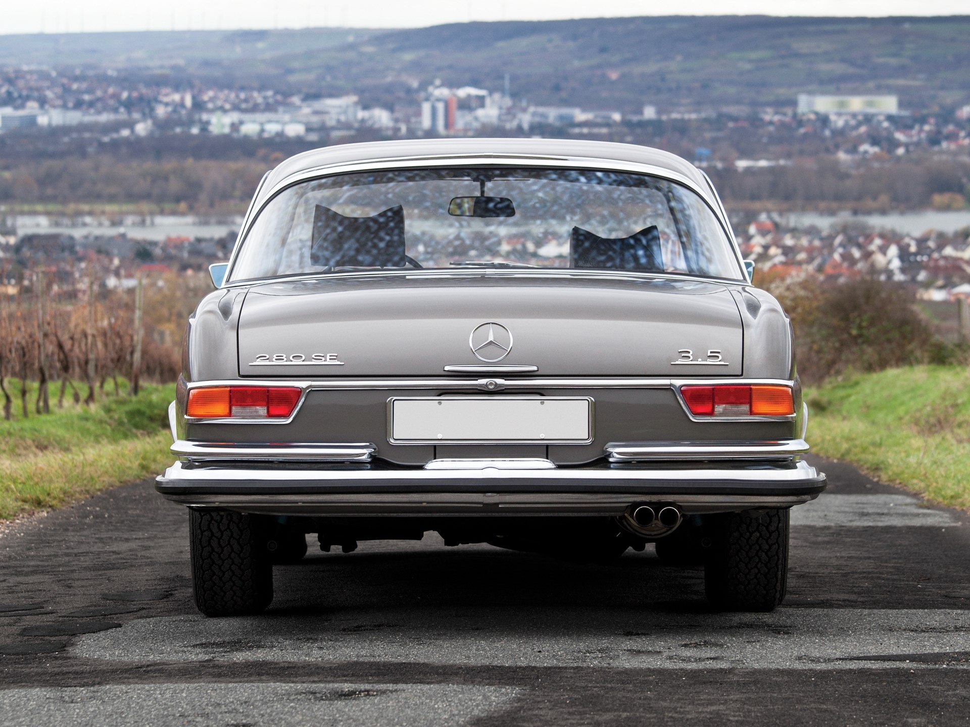 Rm Sotheby S 1970 Mercedes Benz 280 Se 3 5 Coupe Paris 2016