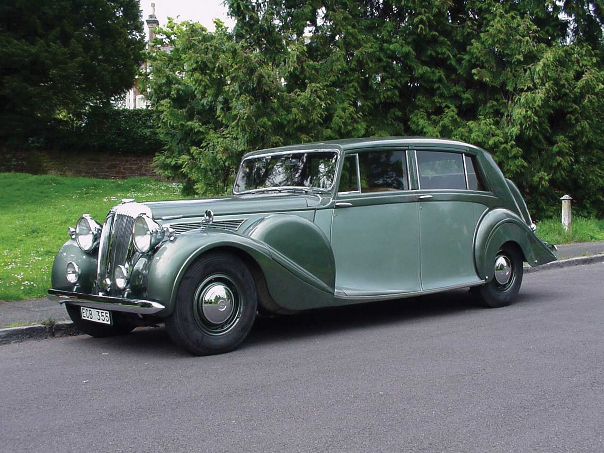 Daimler ds420