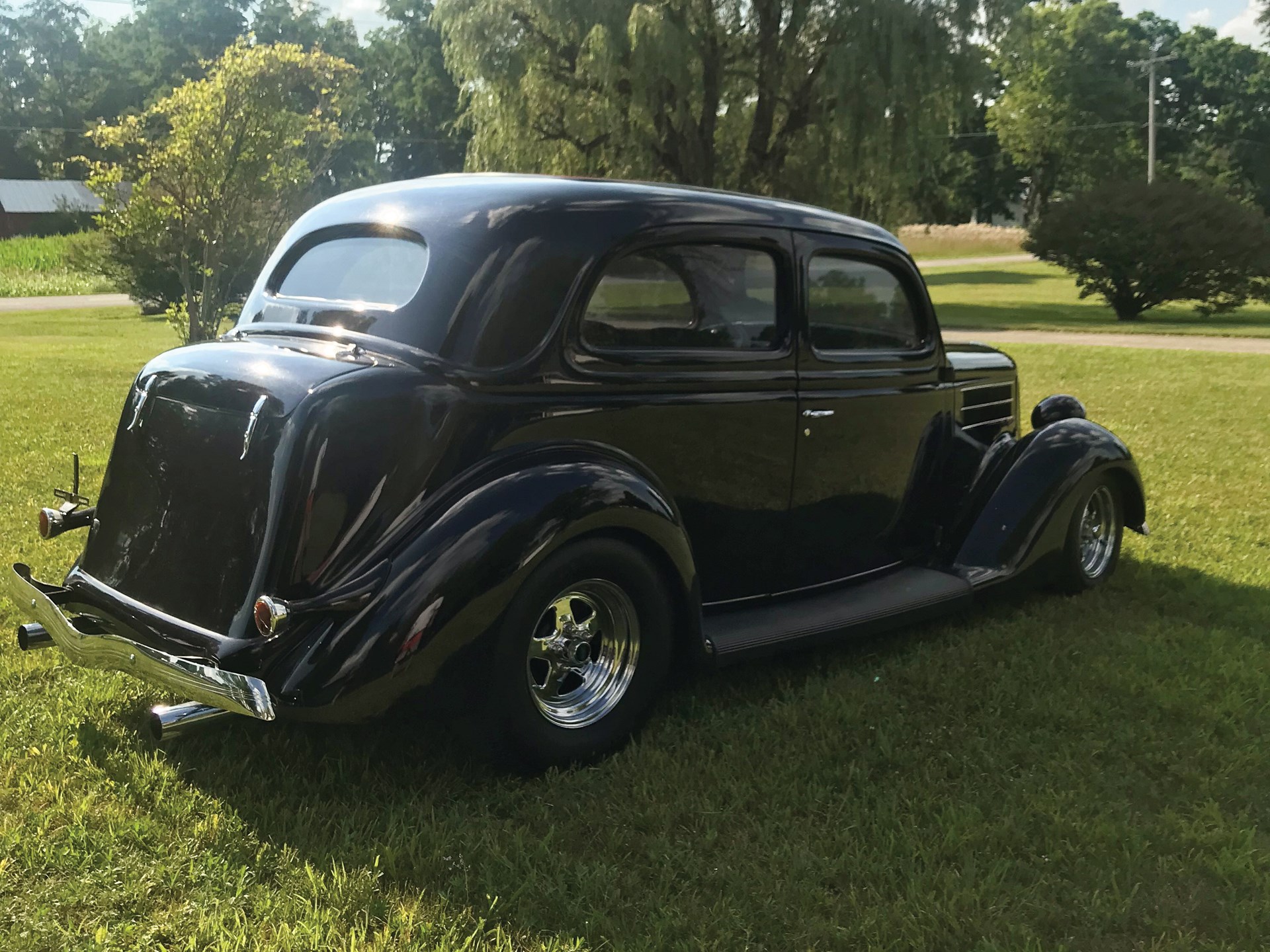 1936 Ford Two-Door Sedan Custom | Auburn Fall 2018 | RM Sotheby's