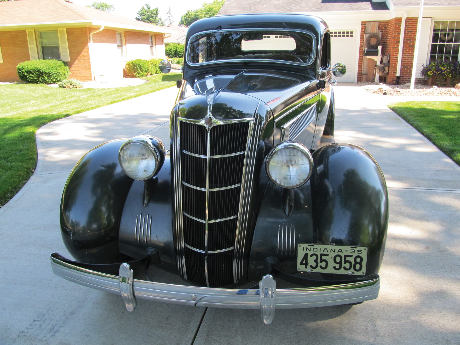 1935 Chrysler C6 Four-Door Sedan | Auburn Fall 2019 | RM Sotheby's