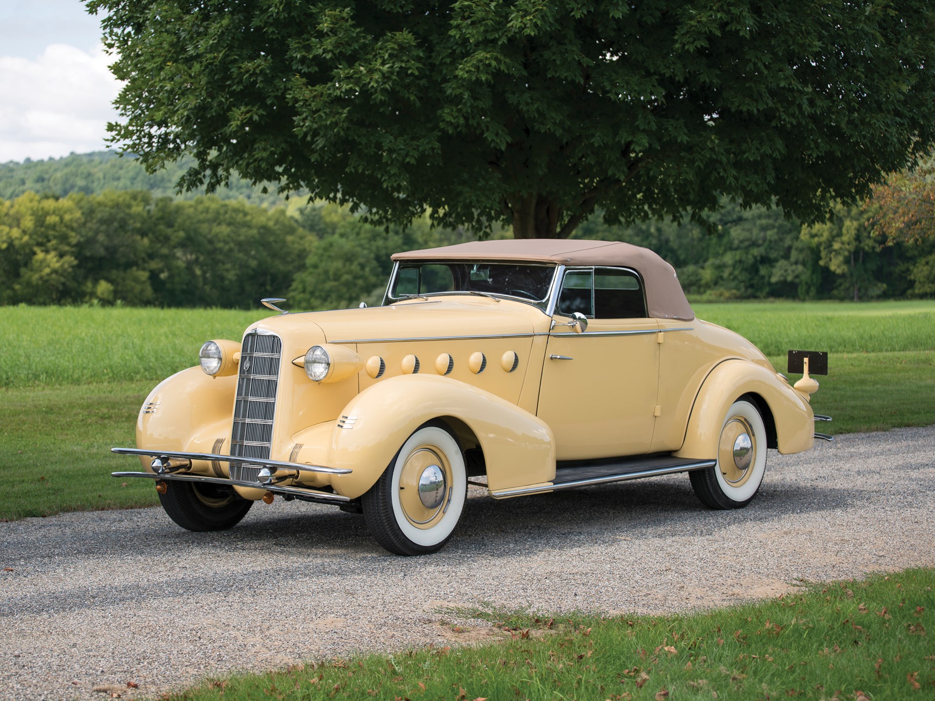 1934 LaSalle Series 50 Convertible Coupe Hershey 2017 RM Sotheby's