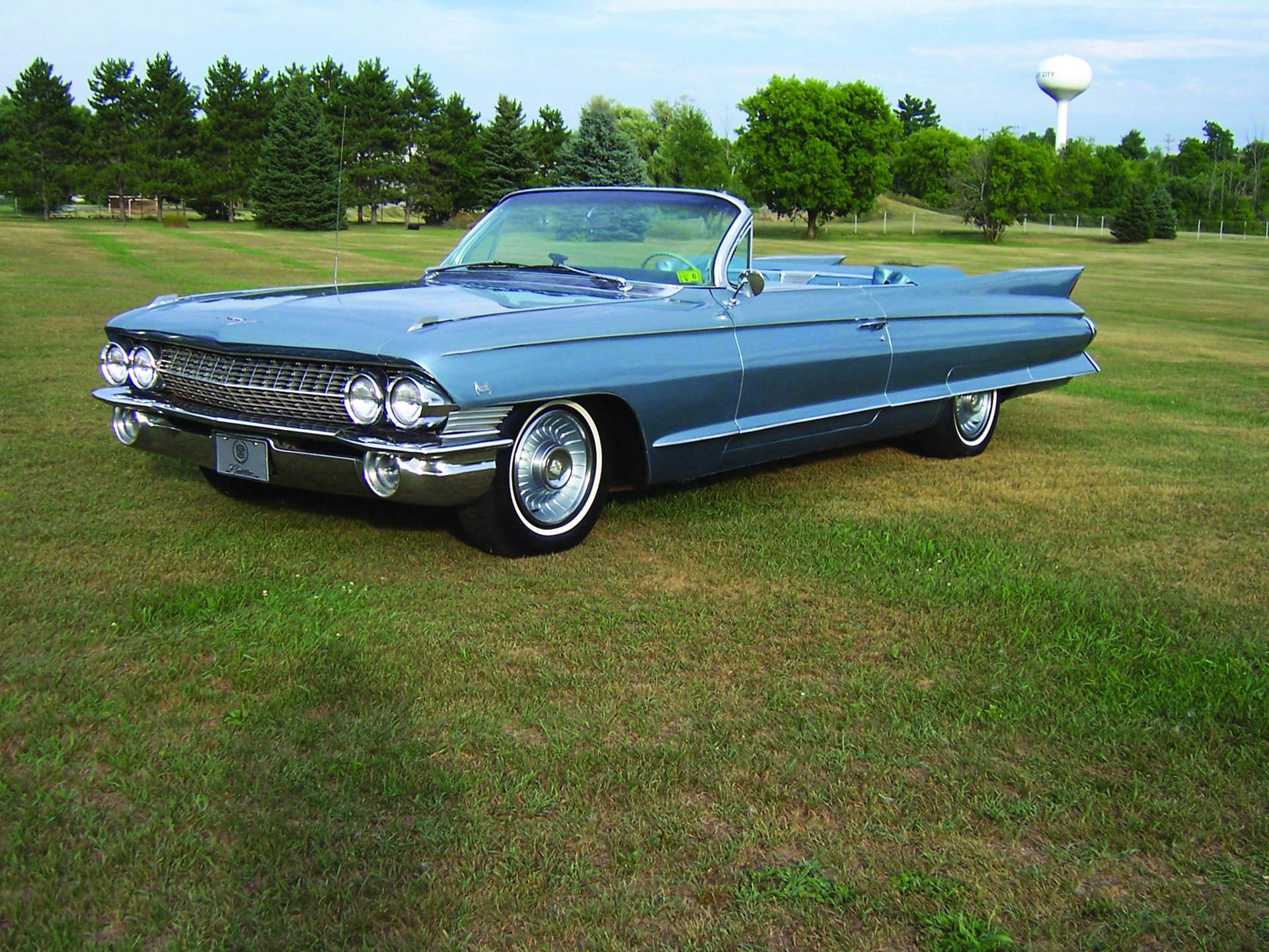 1961 Cadillac Eldorado Biarritz | Auburn Fall 2016 | RM Sotheby's