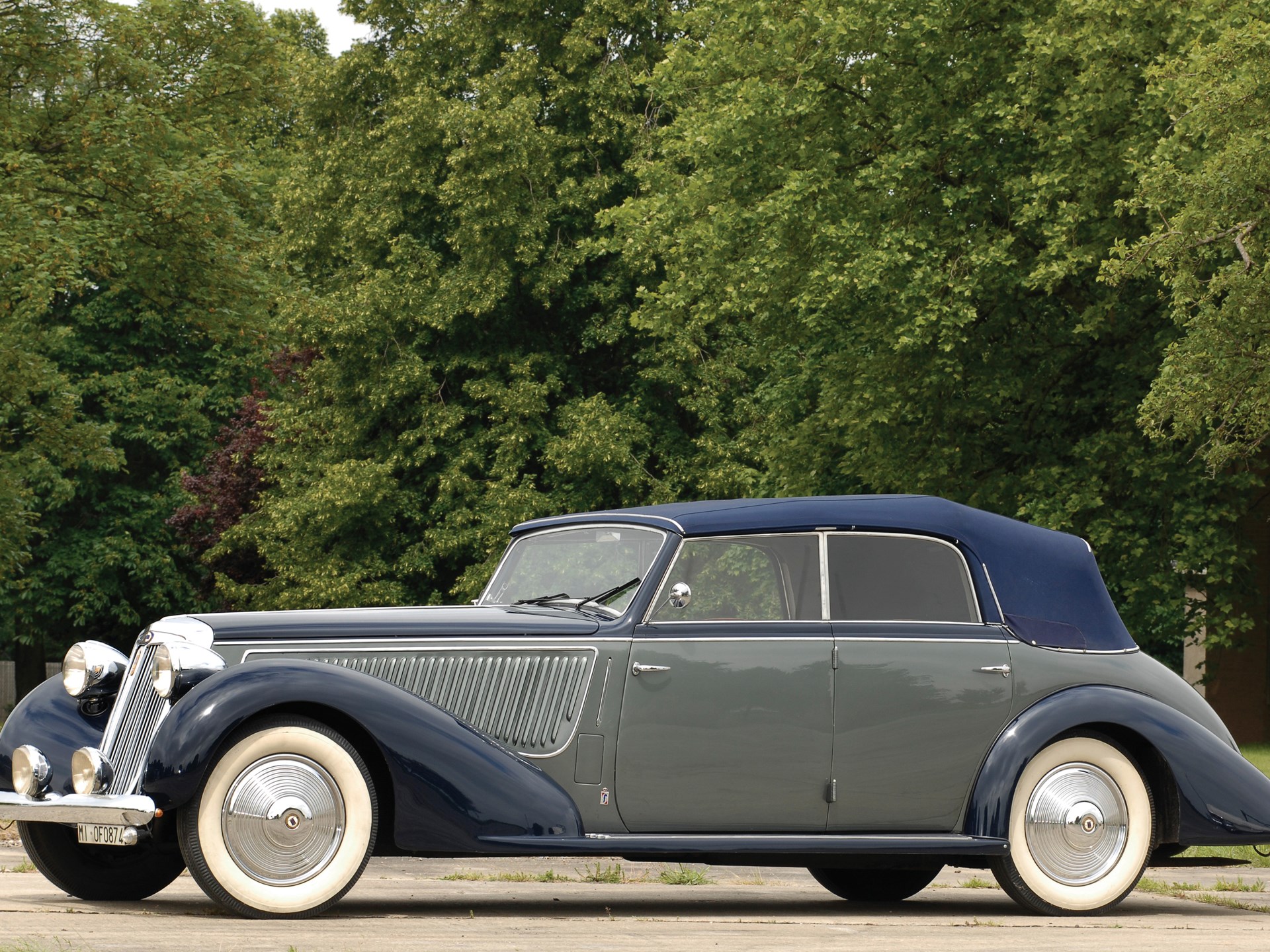 1938 Lancia Astura Convertible Sedan | Automobiles of London 2007 | RM ...