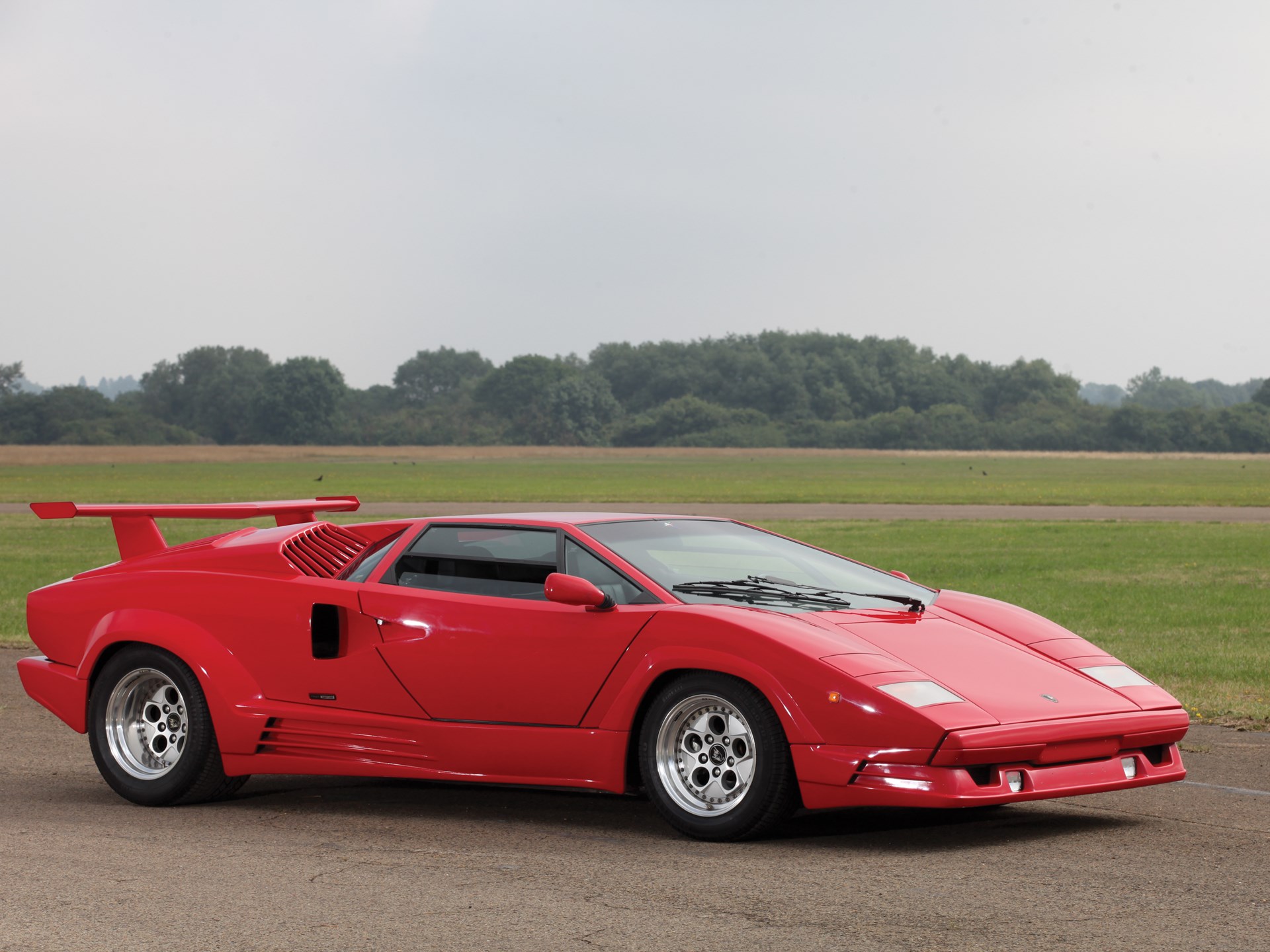 RM Sothebys 1990 Lamborghini Countach 25th Anniversary London 2014 RM Sothebys 1990 Lamborghini Countach 25th Anniversary London 2014
