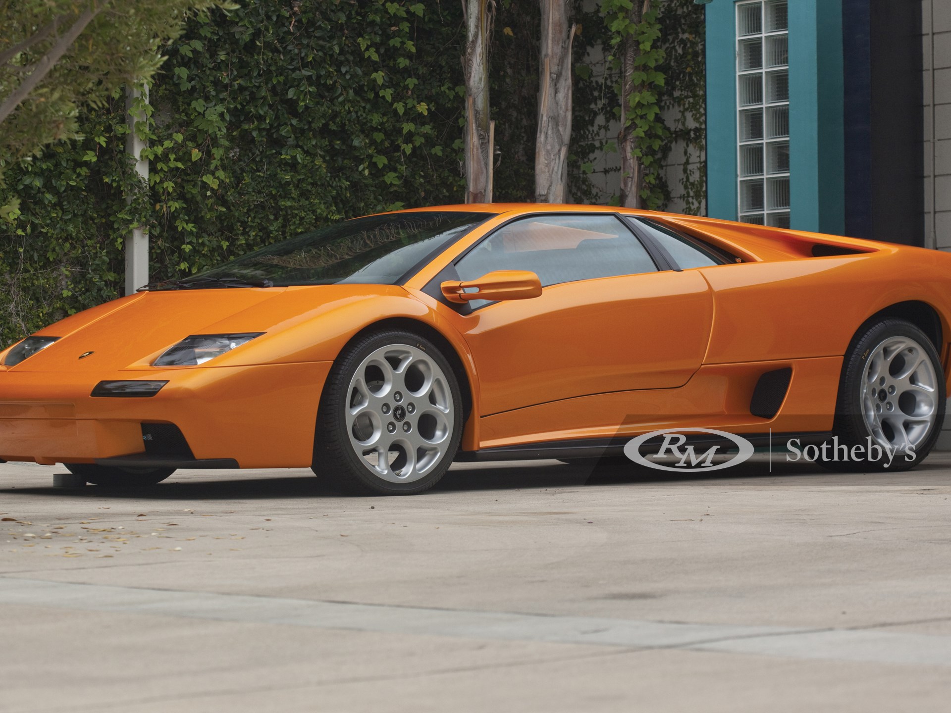 Download Lamborghini Diablo Styling Prototype | Sports & Classics of Monterey 2010 | RM Sotheby's