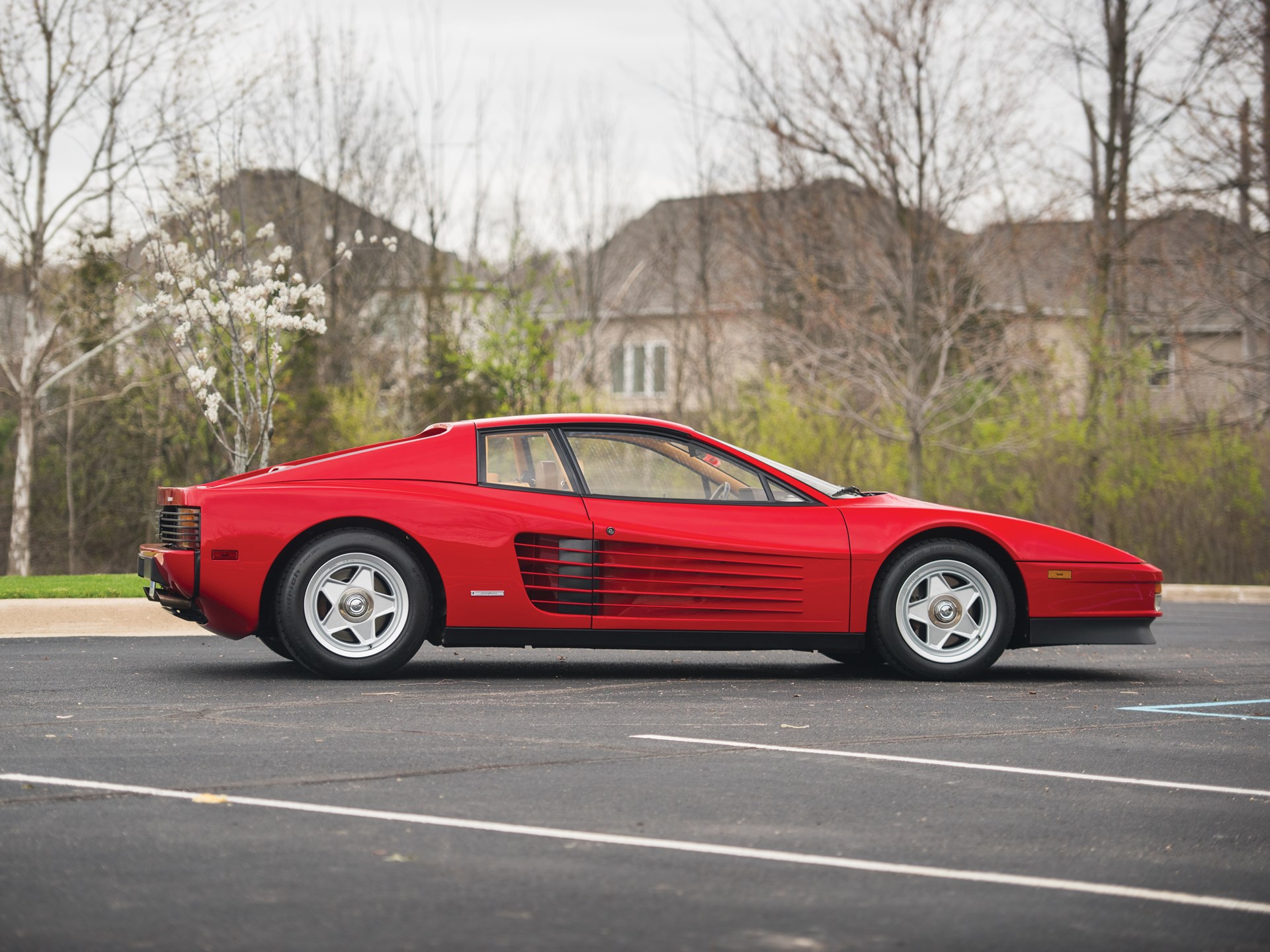 ferrari testarossa 1986