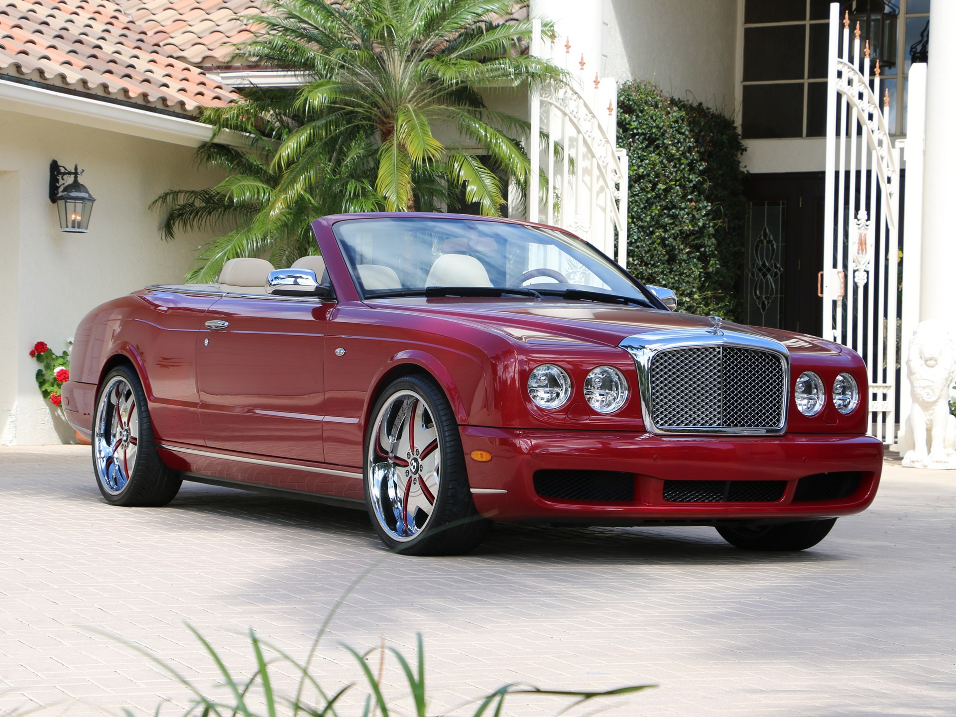 Bentley Azure кабриолет