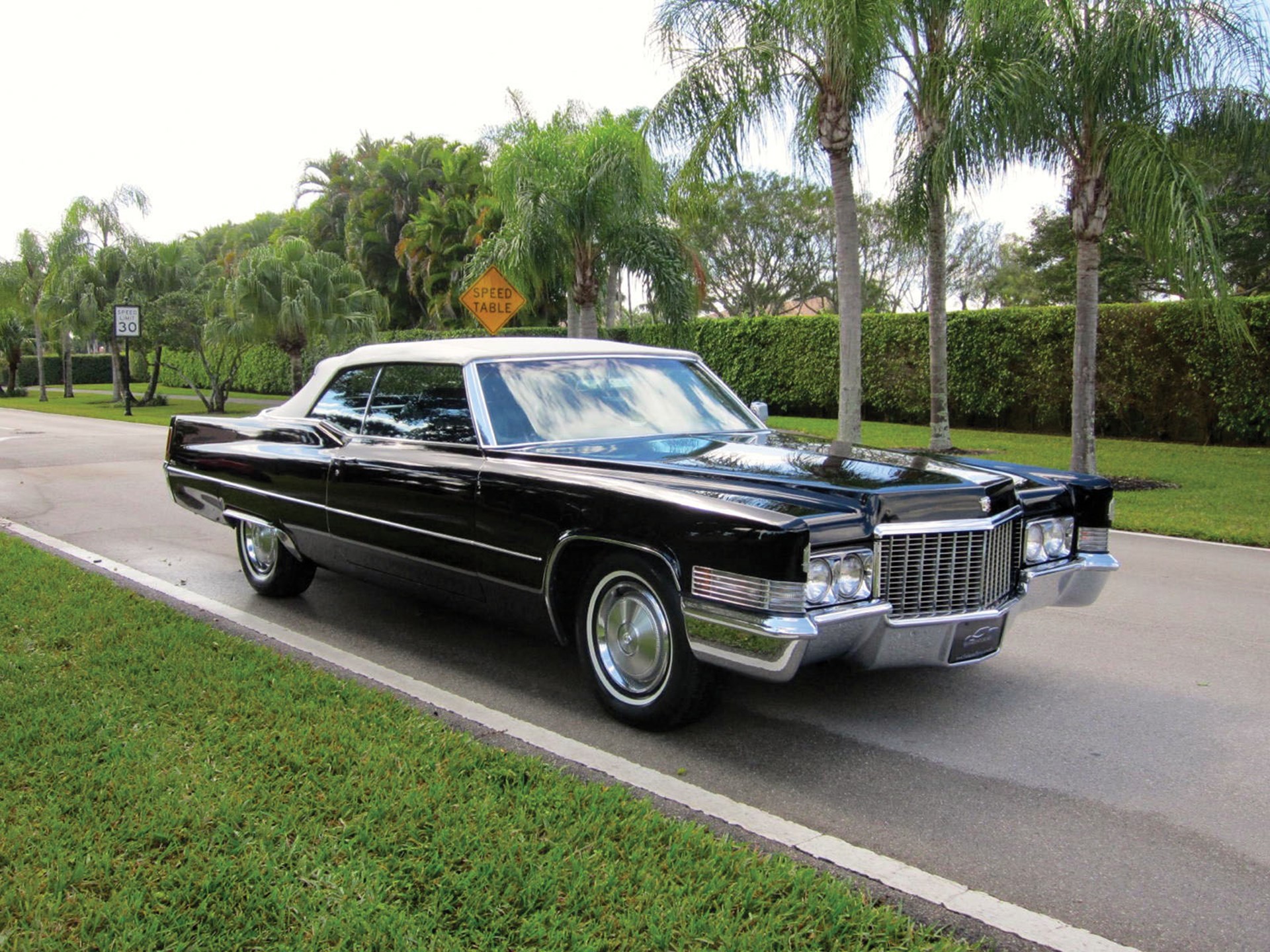 Кадиллак Deville 70