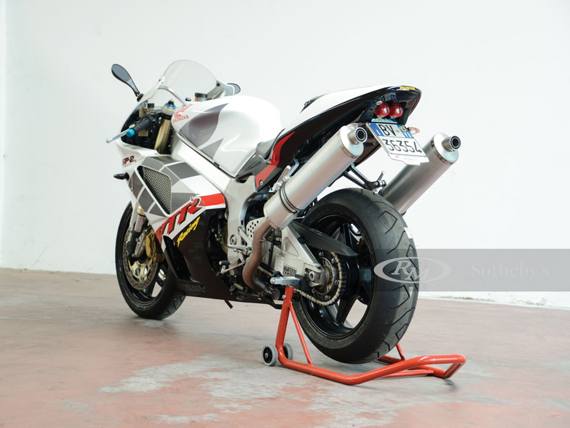 Honda vtr1000 sp2