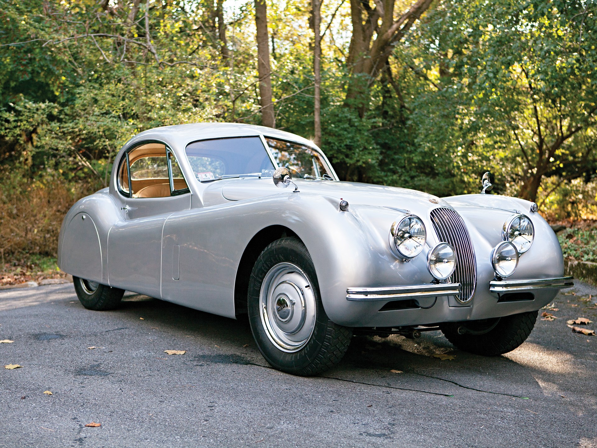 Ягуар XK Coupe ретро