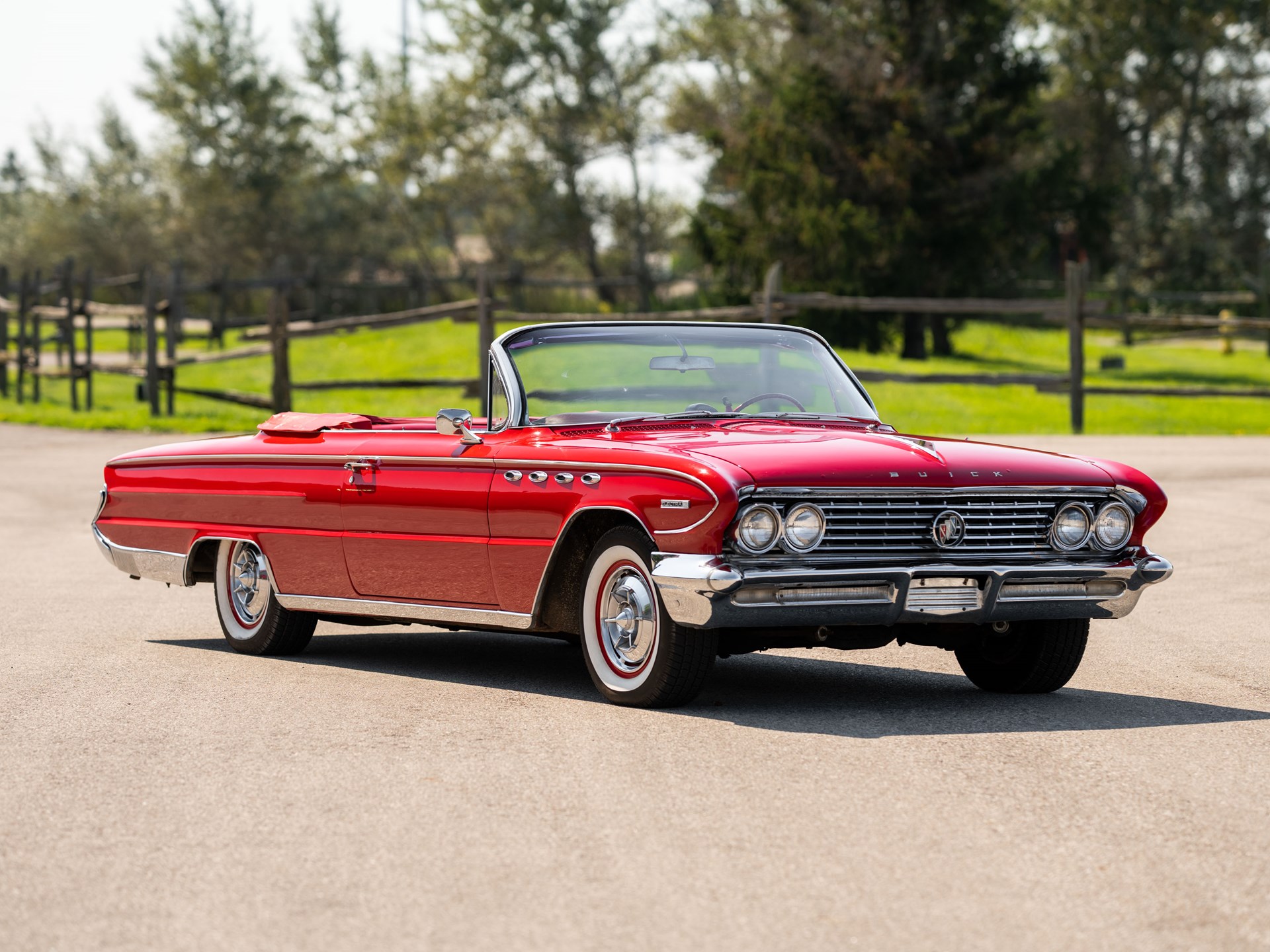 1961 Buick Electra 225 Convertible | Auburn Fall 2021 | RM Sotheby's